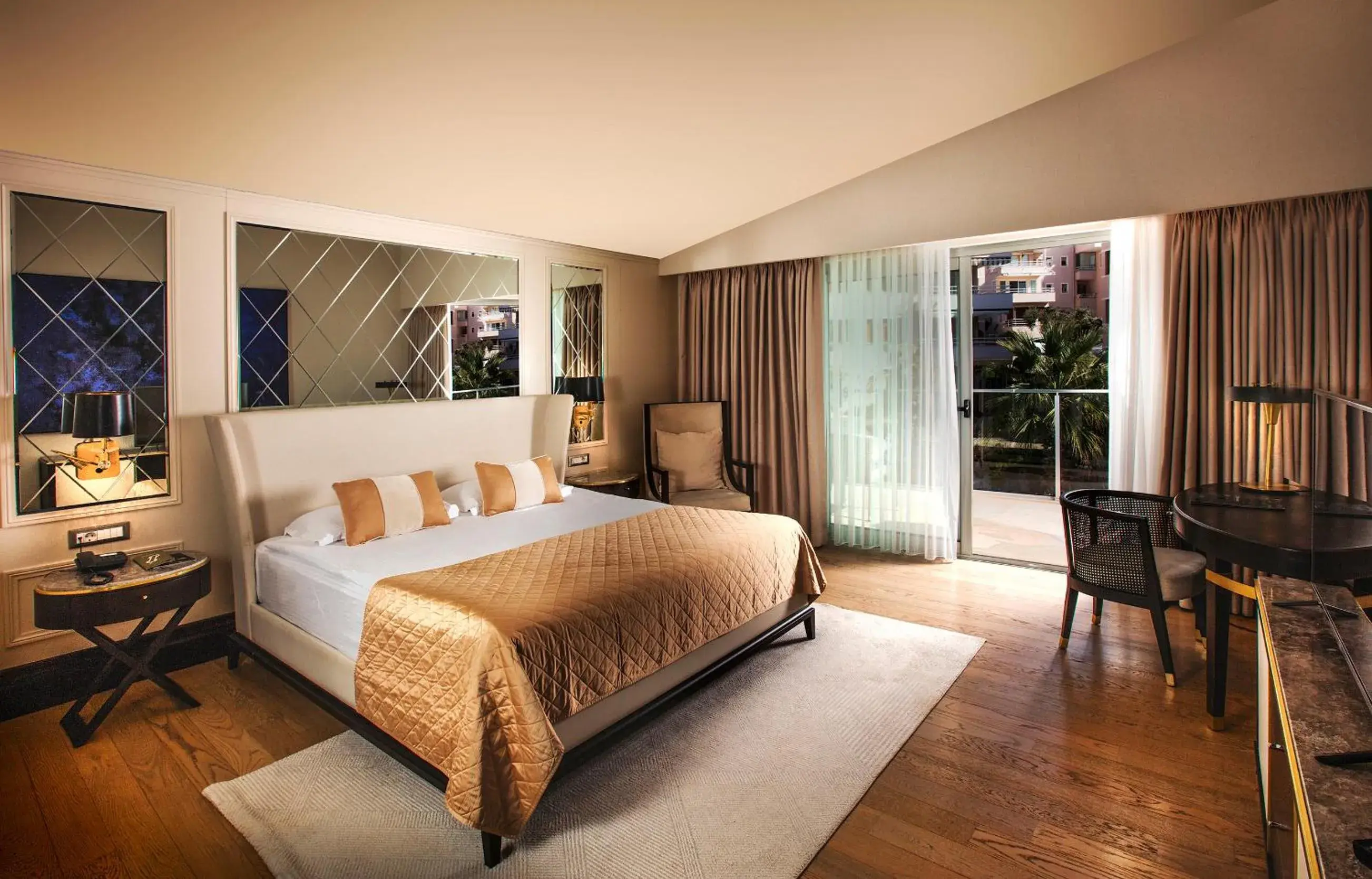 Bedroom, Bed in Charisma De Luxe Hotel Bedroom, Bed in Charisma De Luxe Hotel