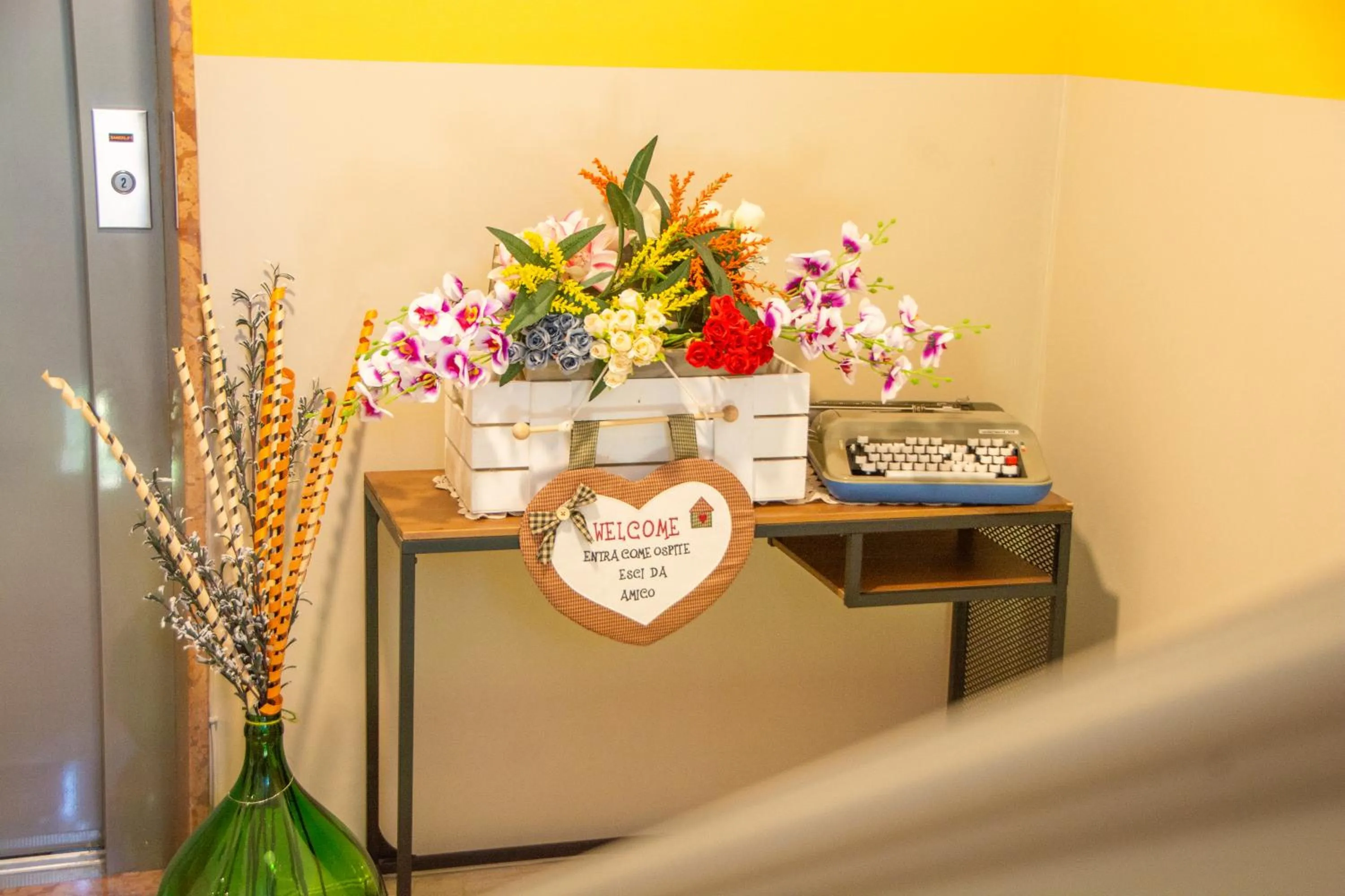 elevator in I Fiori di Margherita Luxury B&B