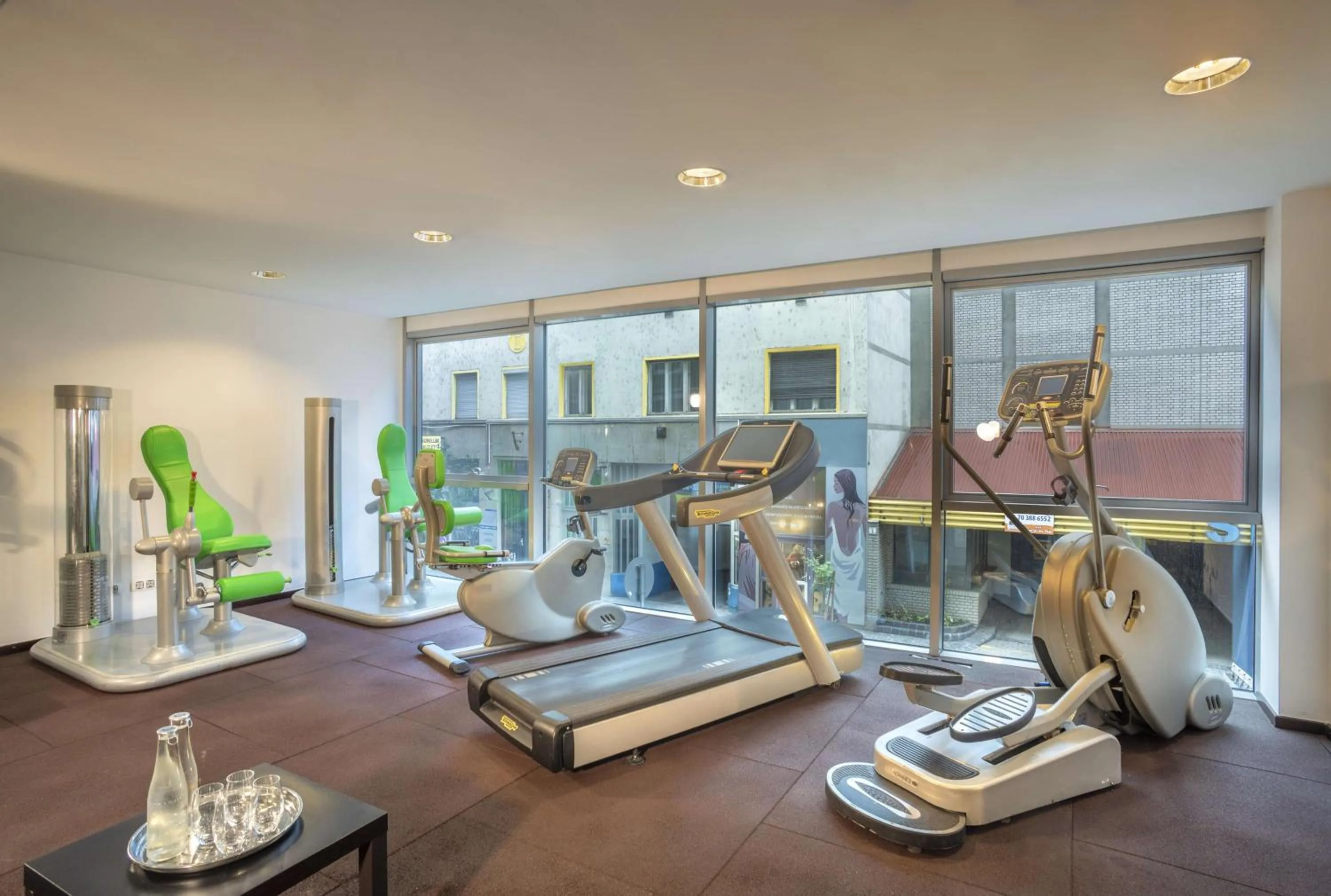 Fitness centre/facilities in NH Collection Budapest City Center