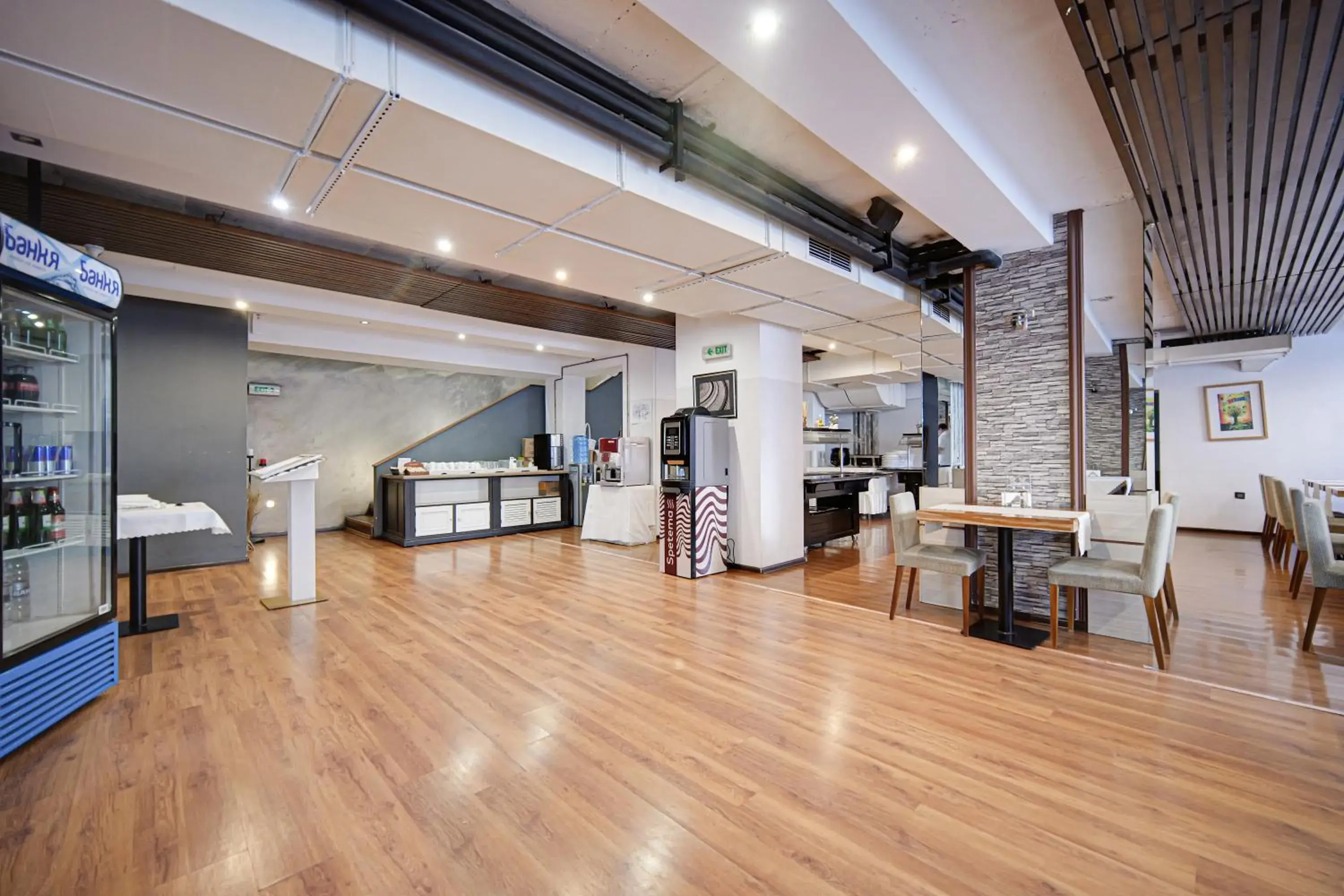 Restaurant/places to eat in Riverside Boutique Hotel Restaurant/places to eat in Riverside Boutique Hotel