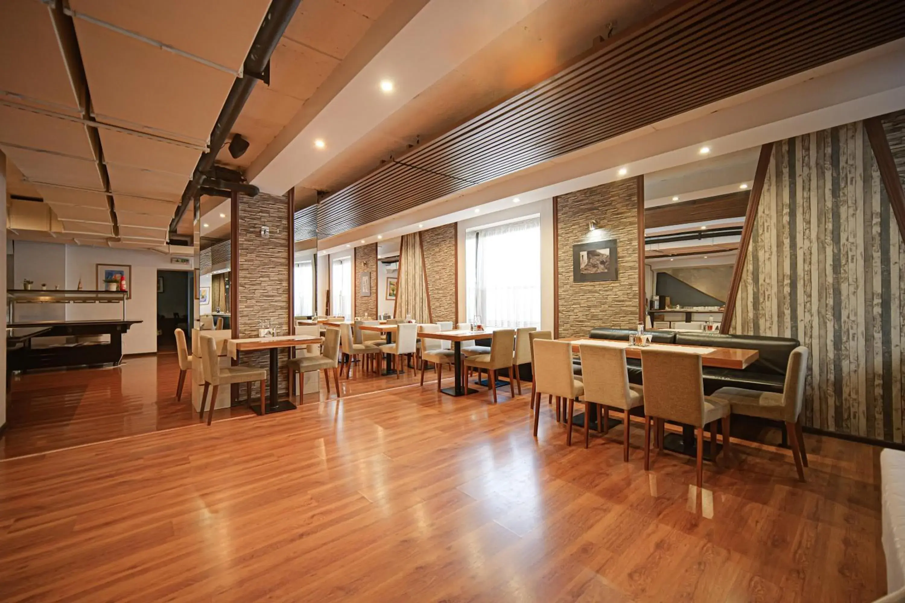 Restaurant/places to eat in Riverside Boutique Hotel Restaurant/places to eat in Riverside Boutique Hotel