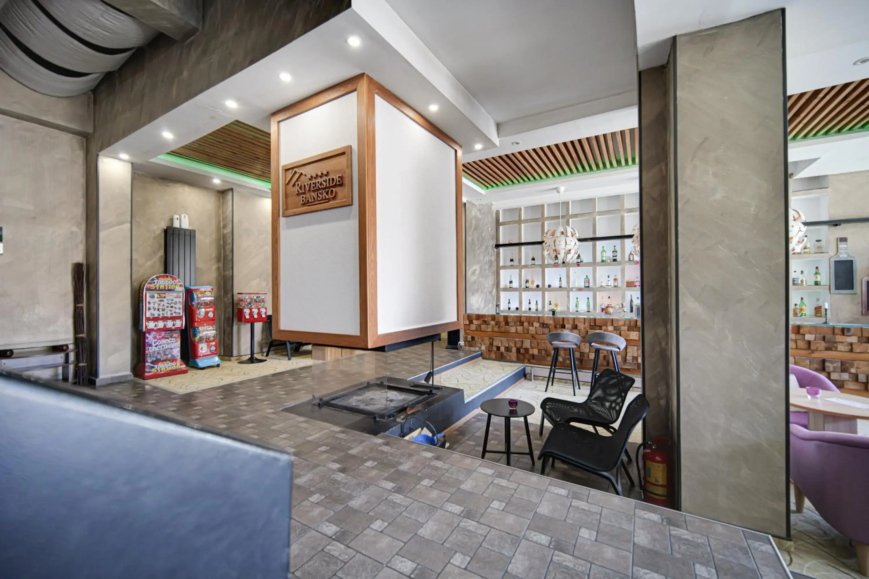 Lounge or bar in Riverside Boutique Hotel Lounge or bar in Riverside Boutique Hotel