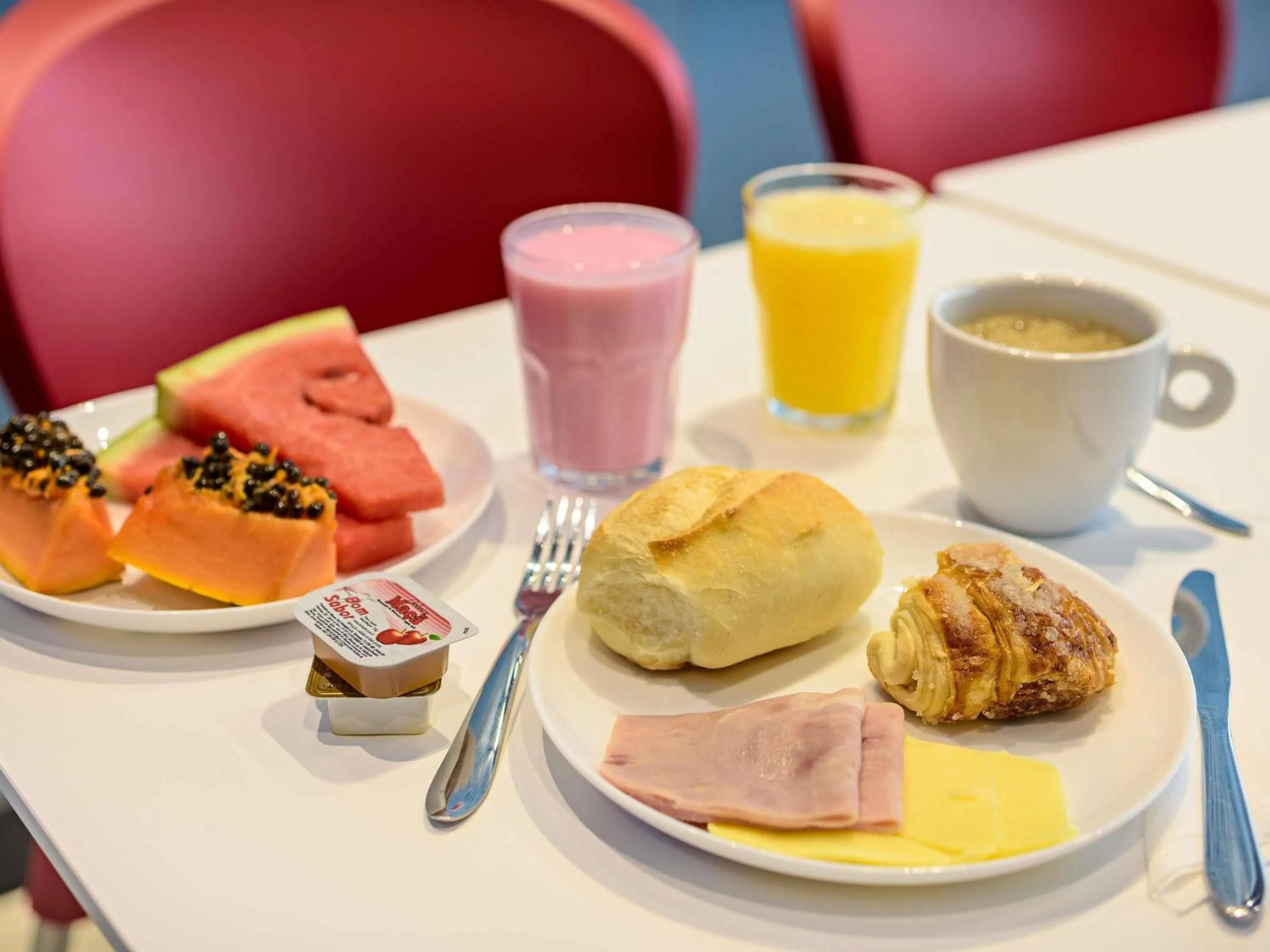 Breakfast in ibis budget Santos Gonzaga