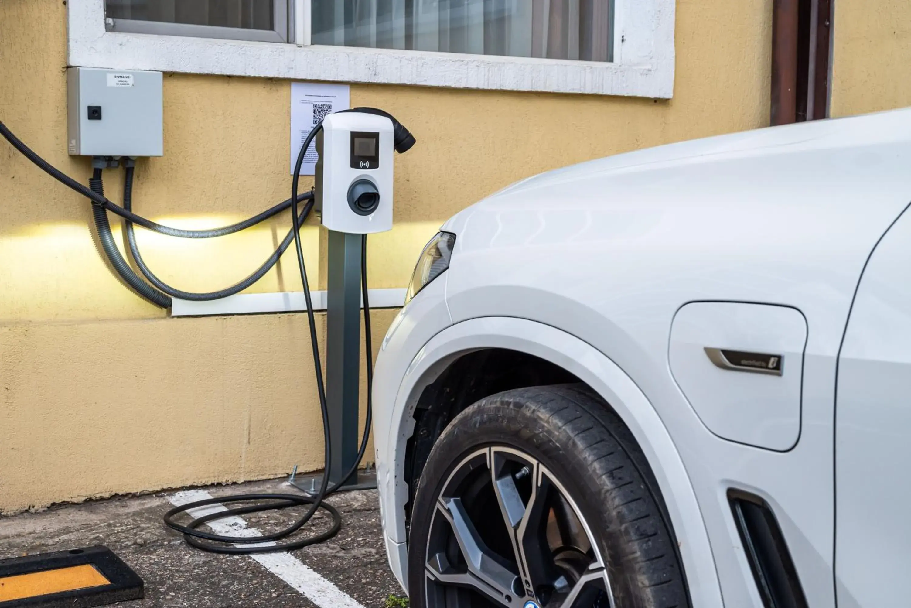 Property building in Hotel Montecito Property building in Hotel Montecito