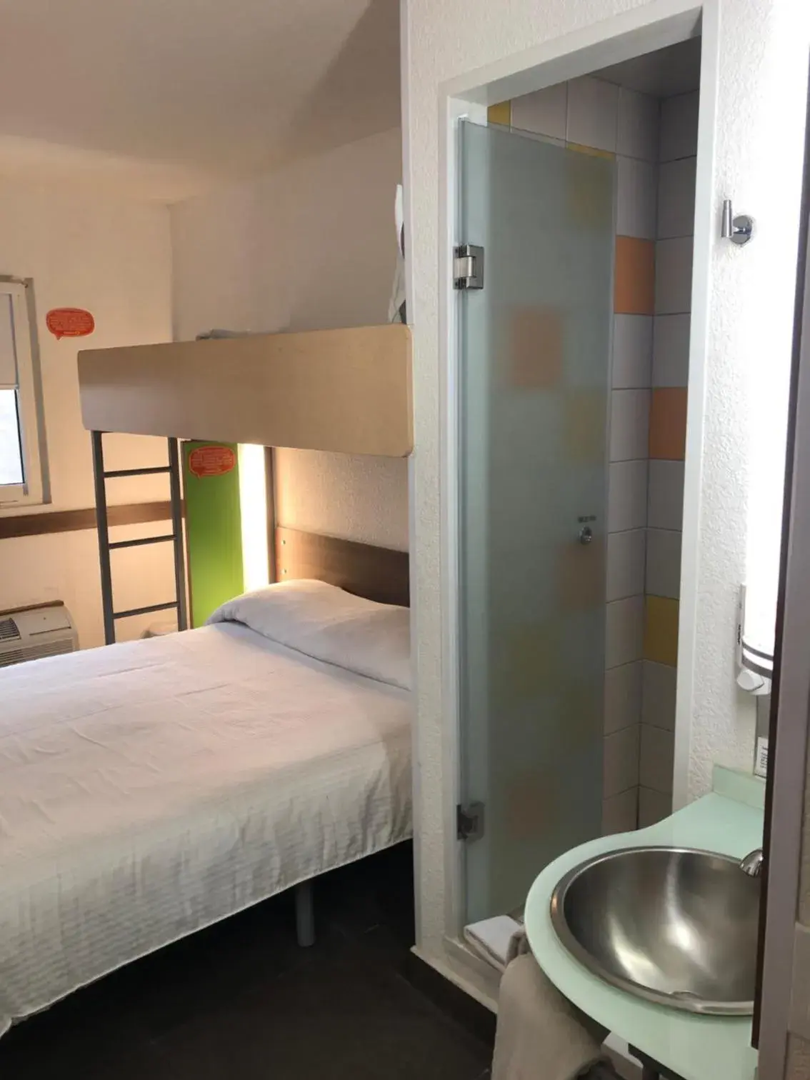 Double Room in Hotel Hi ! Torreon Aeropuerto-Galerías Double Room in Hotel Hi ! Torreon Aeropuerto-Galerías