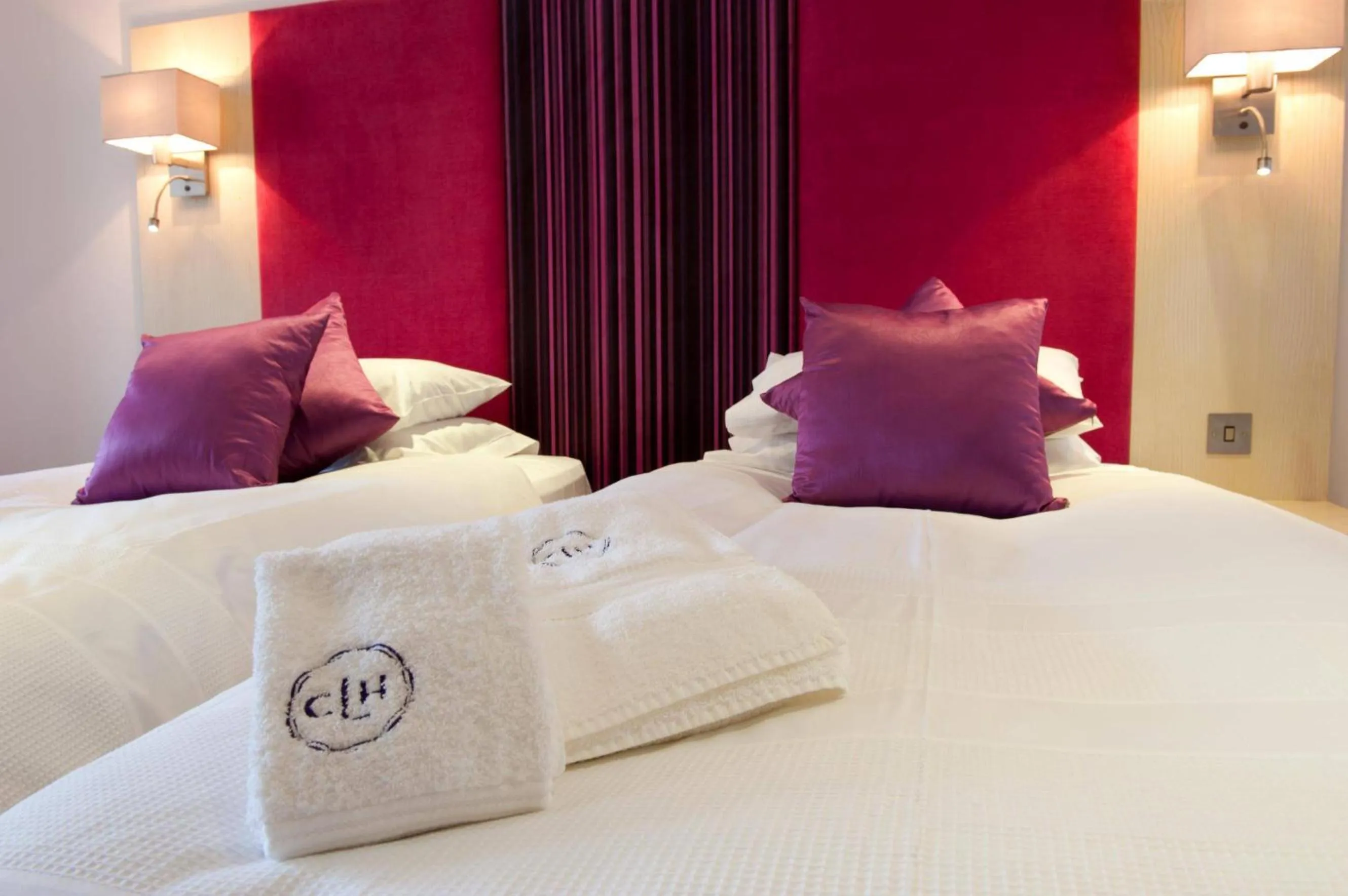 Bed in ClubHouse B& B