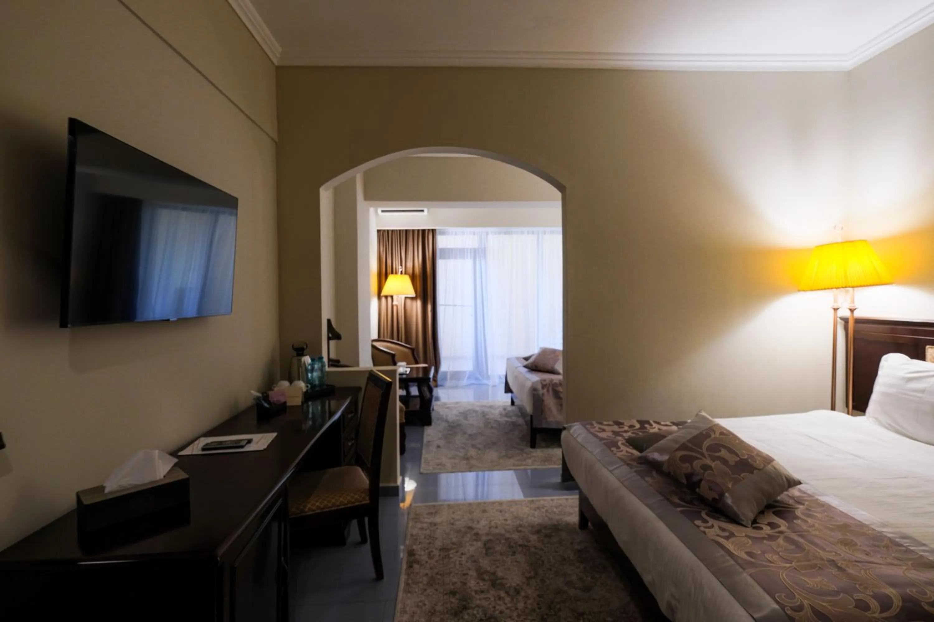 Photo of the whole room, Bed in Hotel Del Mar & Conference Center