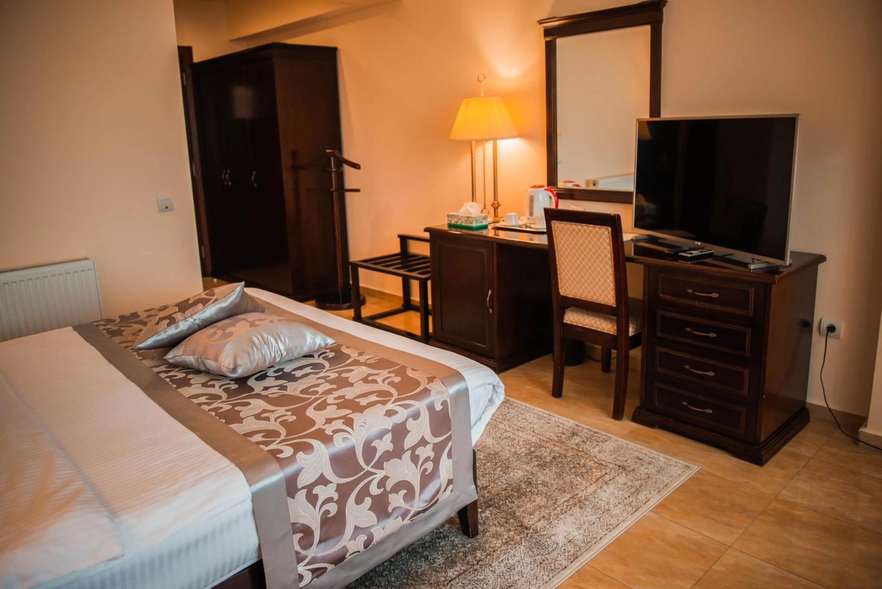 Bed in Hotel Del Mar & Conference Center