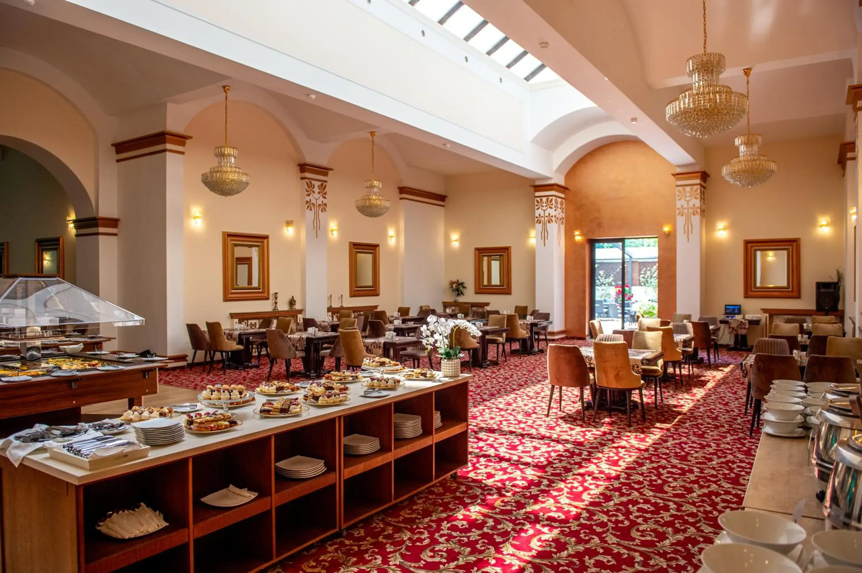 Restaurant/places to eat in Hotel Del Mar & Conference Center Restaurant/places to eat in Hotel Del Mar & Conference Center