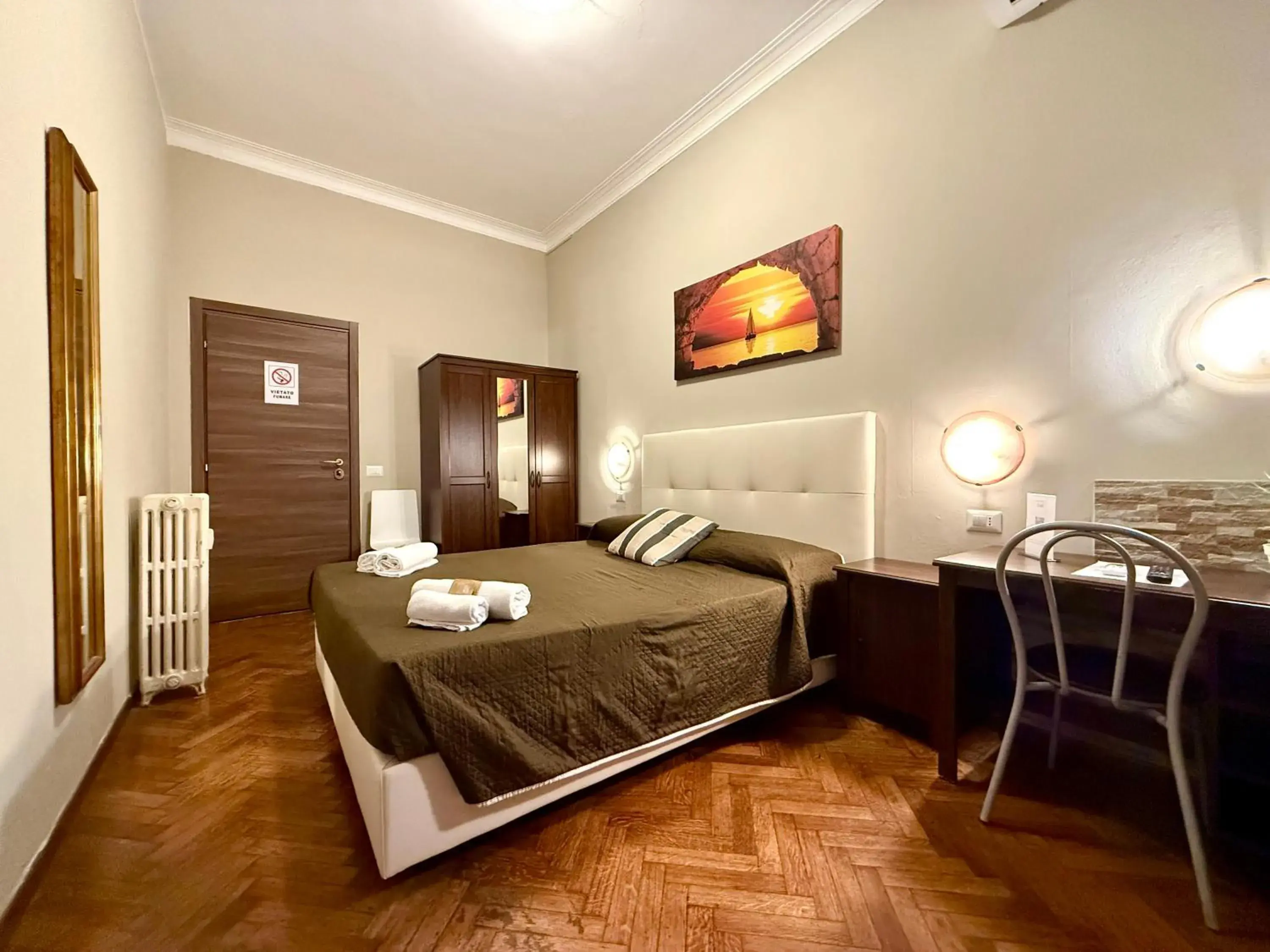 Living room, Bed in Carlo Goldoni Hotel Living room, Bed in Carlo Goldoni Hotel