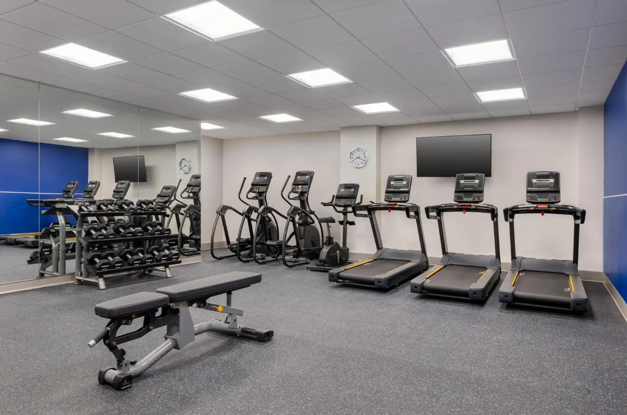 Spa and wellness centre/facilities in Holiday Inn Express & Suites Pittsfield-Lenox-Berkshires by IHG Spa and wellness centre/facilities in Holiday Inn Express & Suites Pittsfield-Lenox-Berkshires by IHG