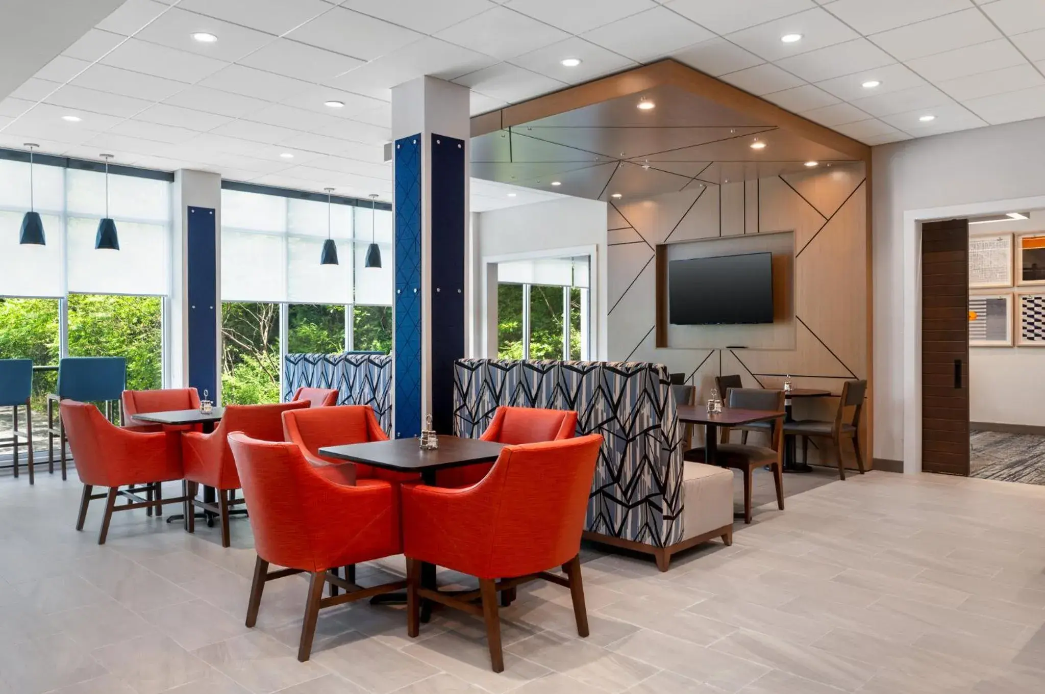 Breakfast in Holiday Inn Express & Suites Pittsfield-Lenox-Berkshires by IHG Breakfast in Holiday Inn Express & Suites Pittsfield-Lenox-Berkshires by IHG