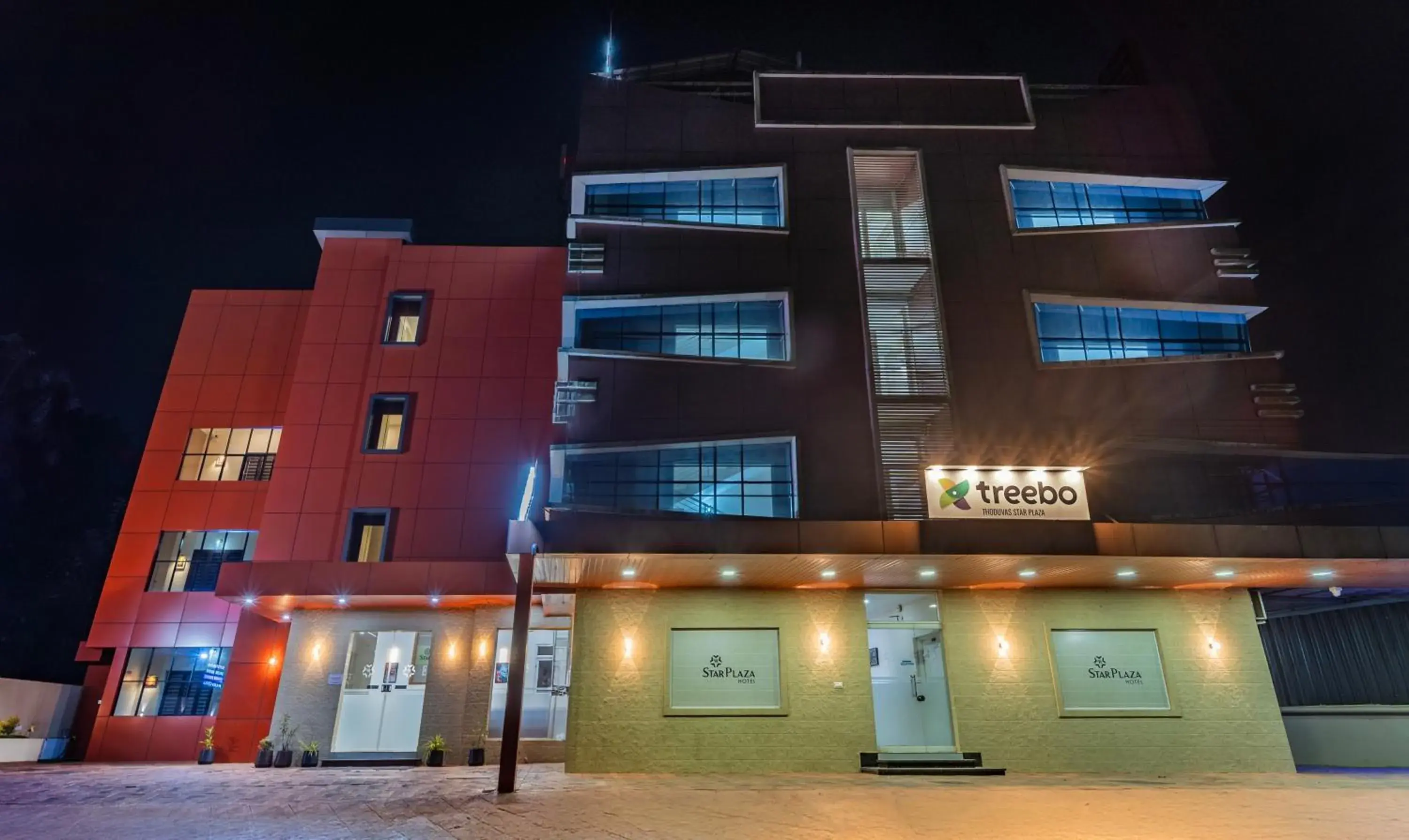 Property building in Treebo Thoduvas Star Plaza Cochin Airport Property building in Treebo Thoduvas Star Plaza Cochin Airport