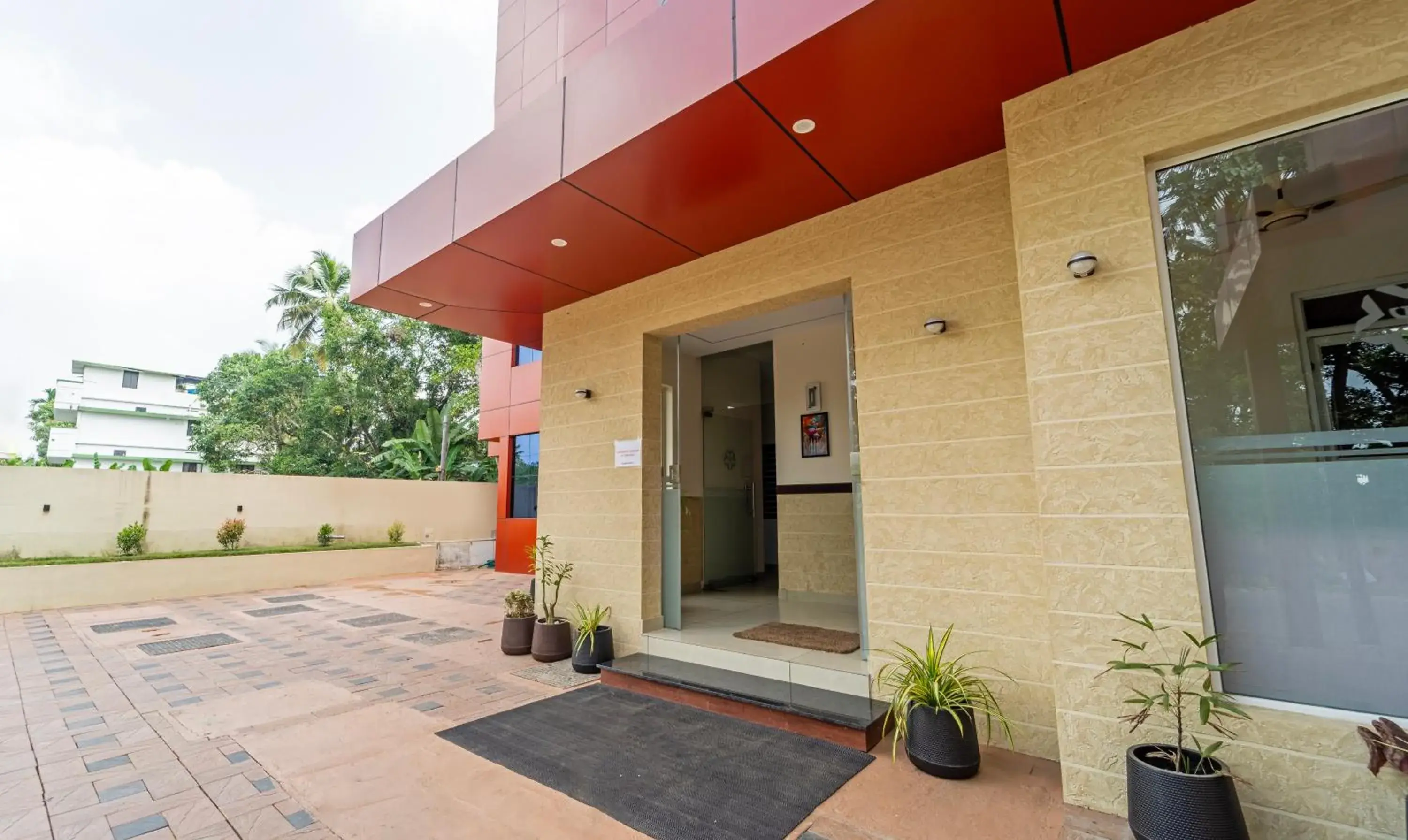 Property building in Treebo Thoduvas Star Plaza Cochin Airport Property building in Treebo Thoduvas Star Plaza Cochin Airport