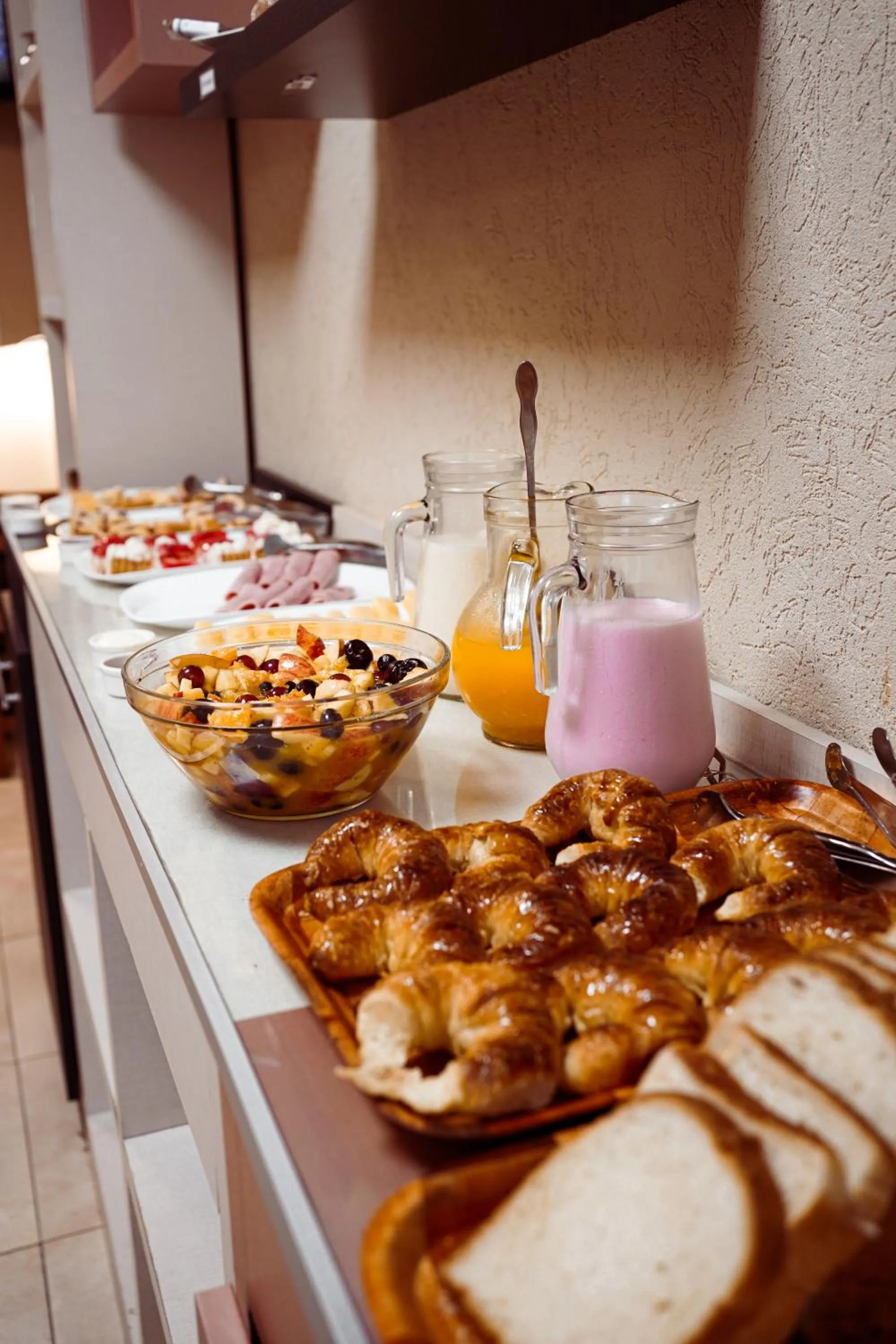 Breakfast in Hotel Monet