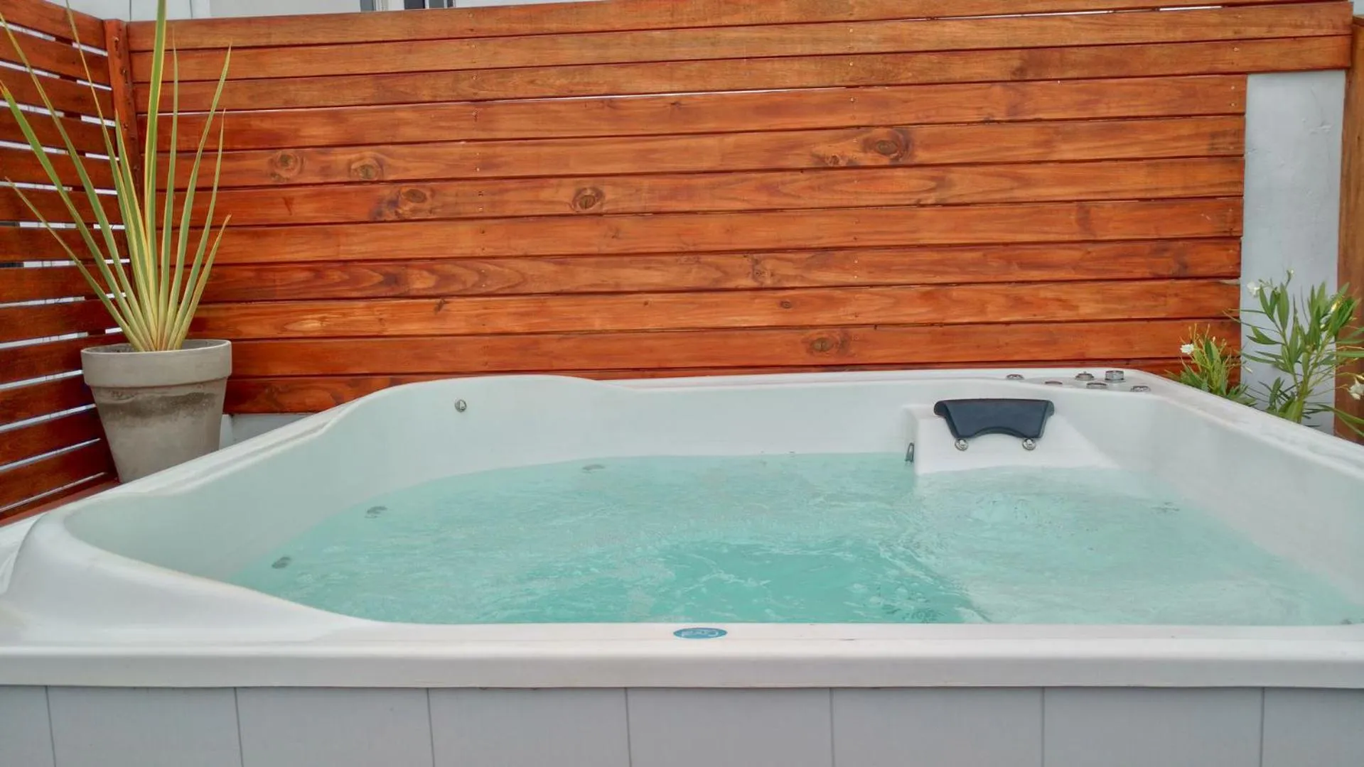 Hot Tub in Hotel Monet