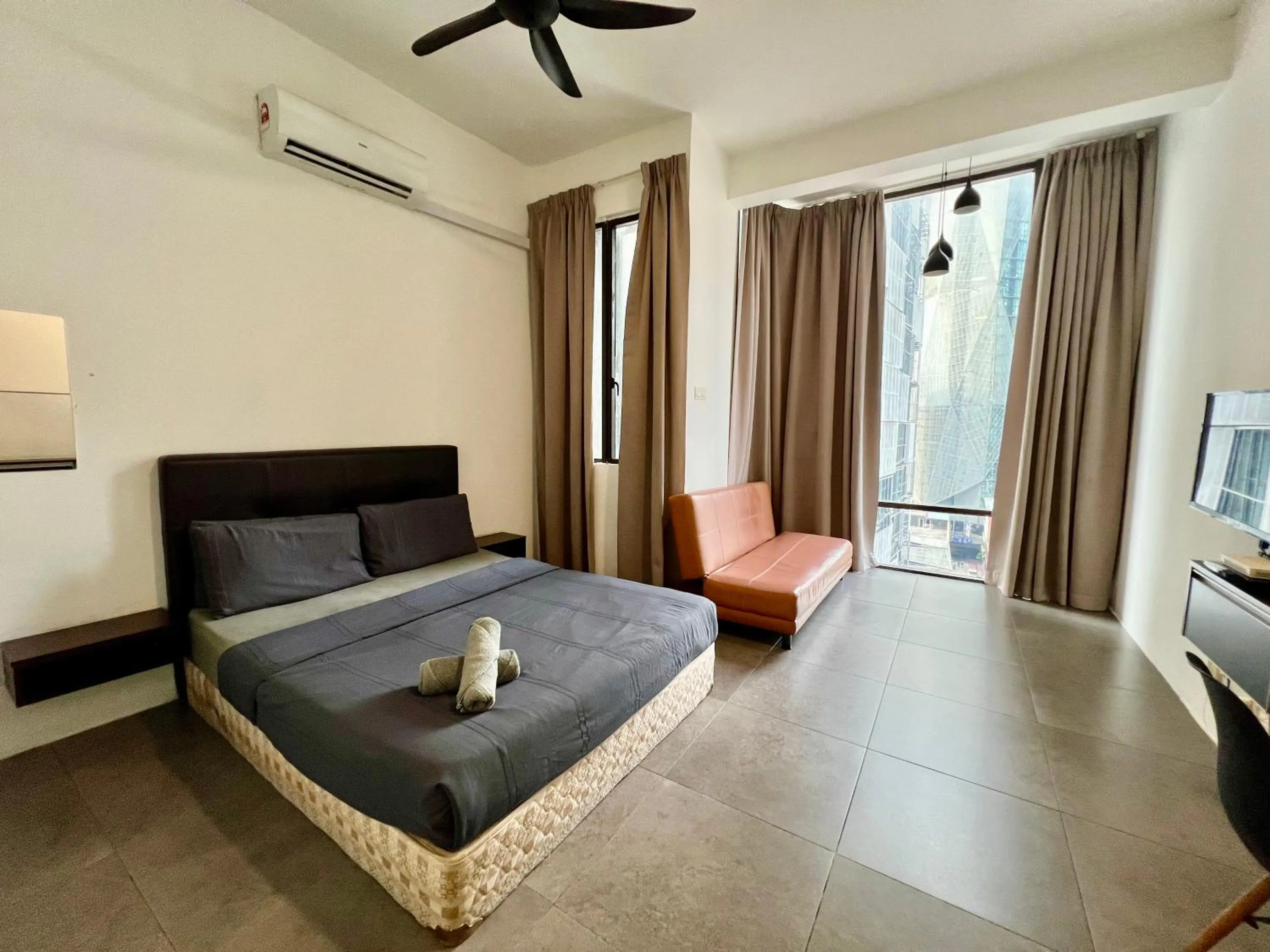 Bed in Empire Damansara Residence Suites