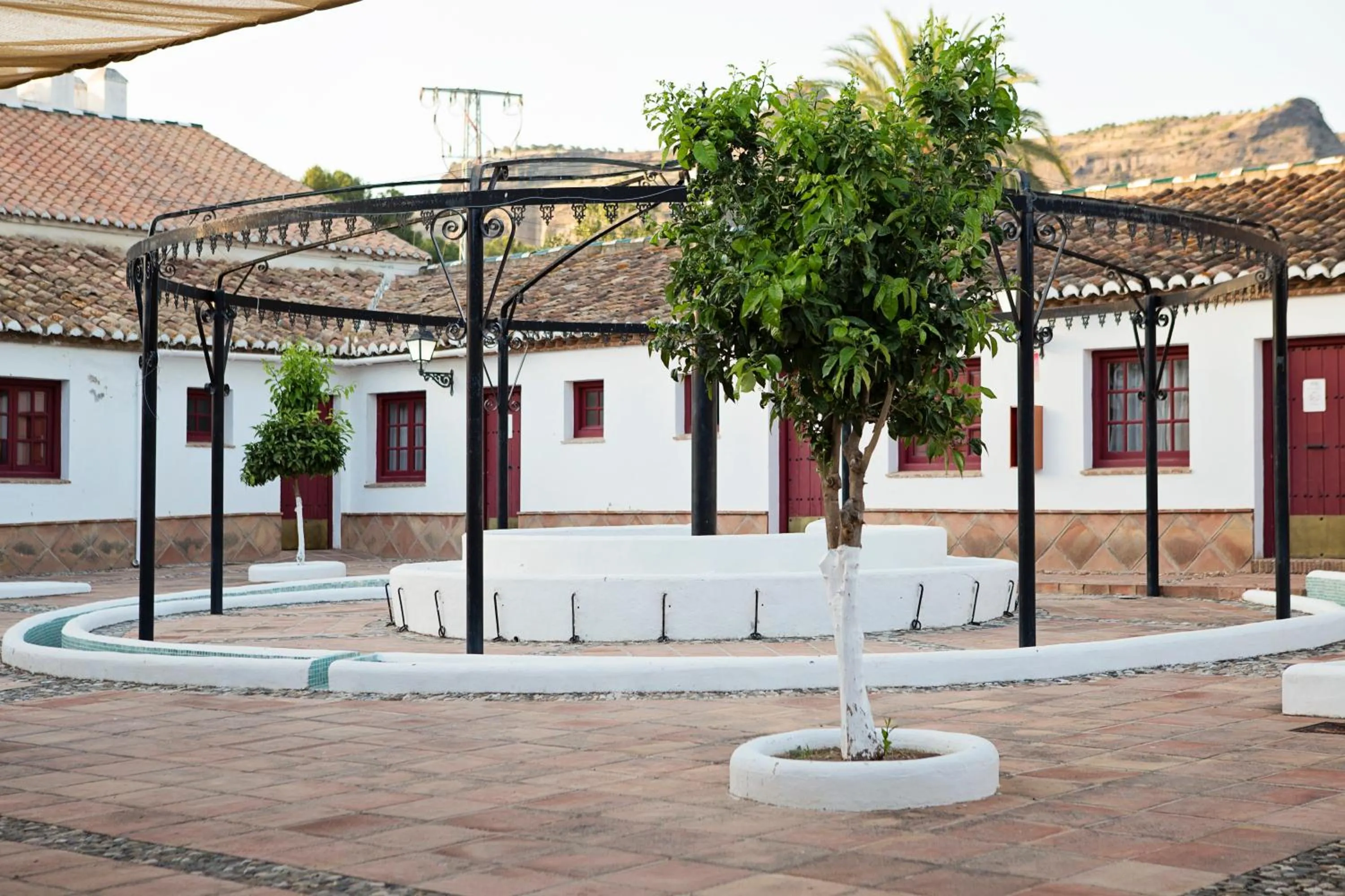 Patio in Hotel Cortijo del Arte - Caminito del Rey