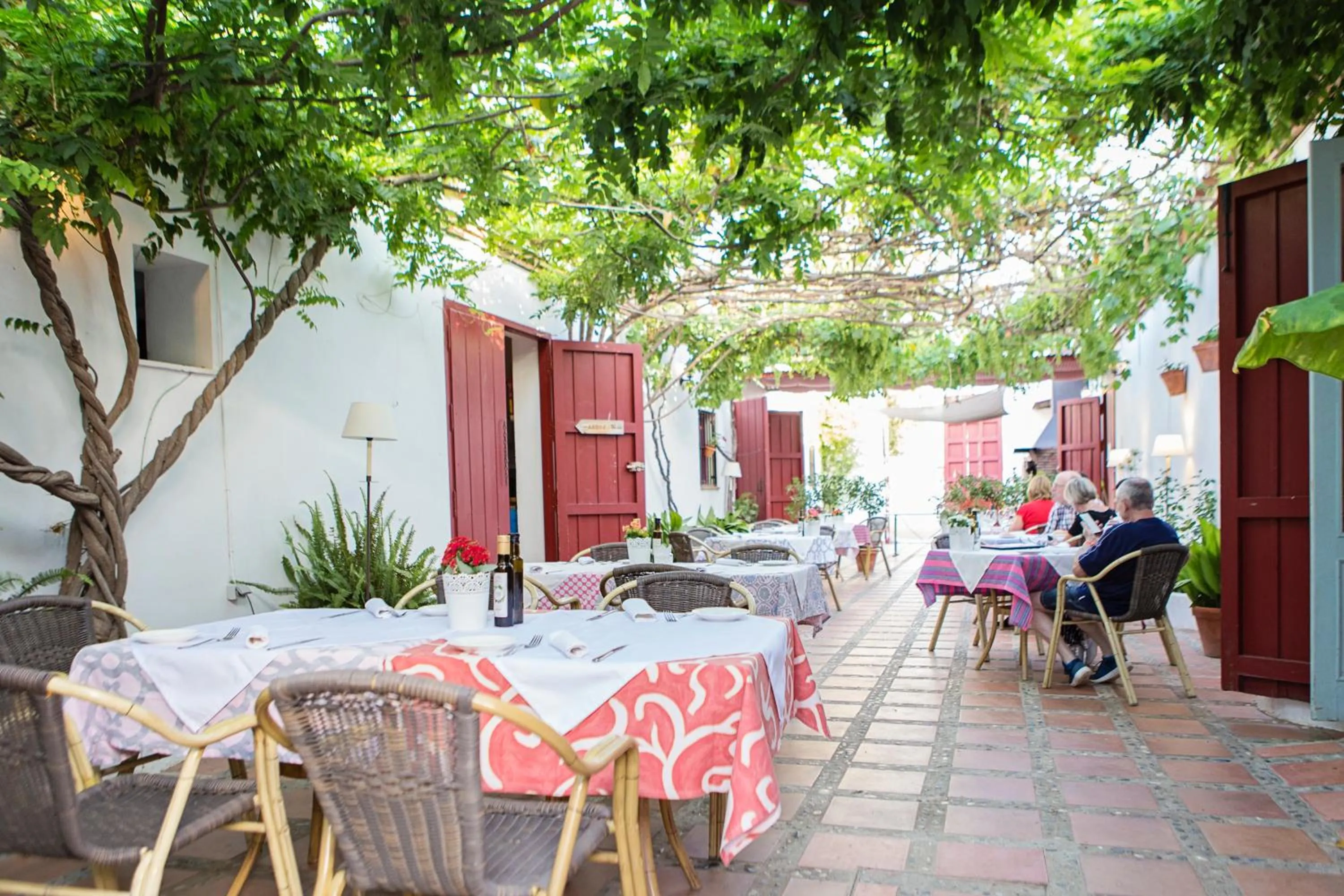 Restaurant/places to eat in Hotel Cortijo del Arte - Caminito del Rey
