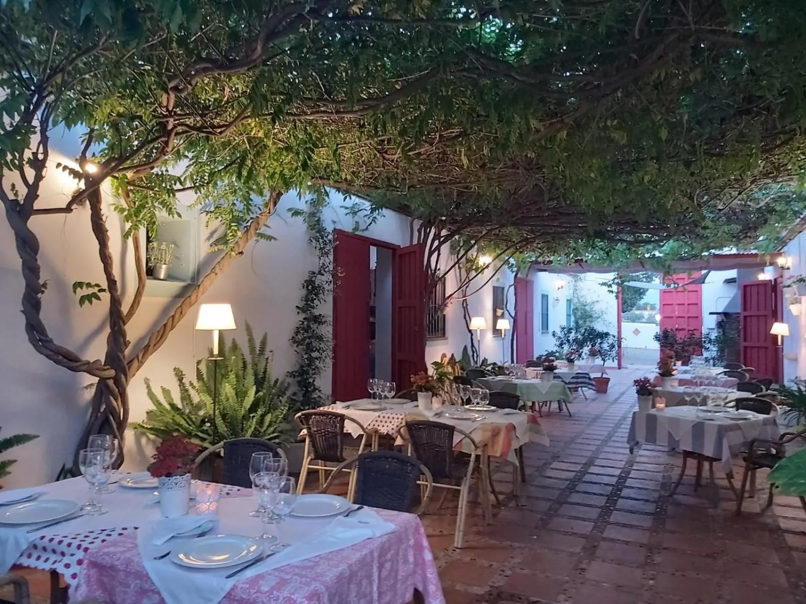 Restaurant/places to eat in Hotel Cortijo del Arte - Caminito del Rey