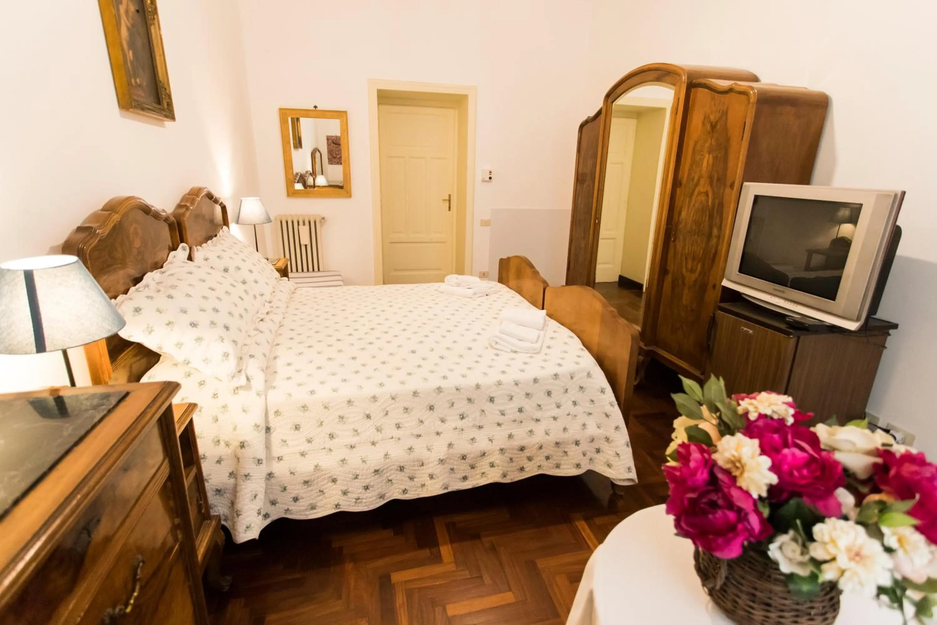 Photo of the whole room, Bed in A Casa Cibella