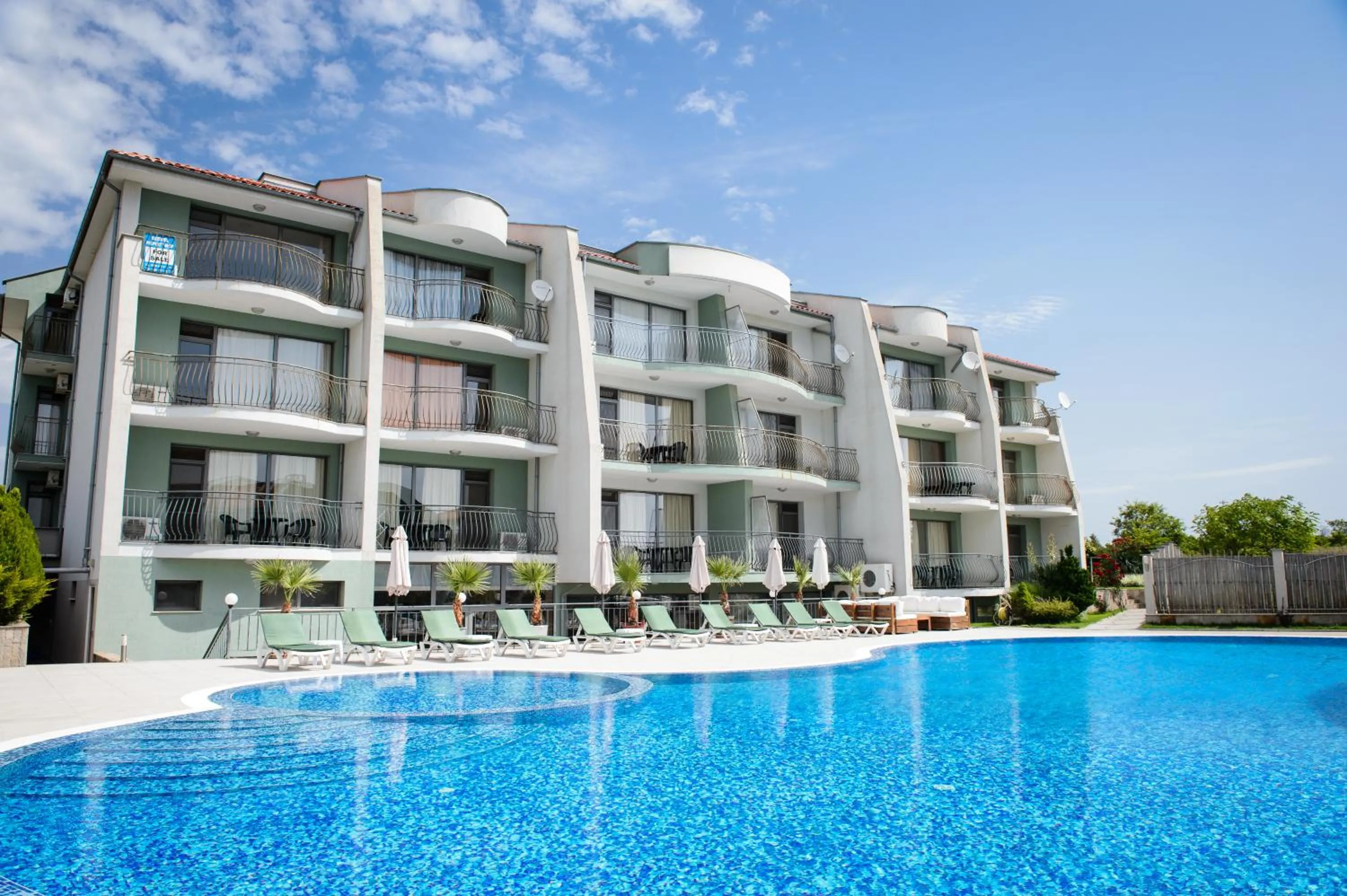 Property building in Gardenia Vacation Settlement