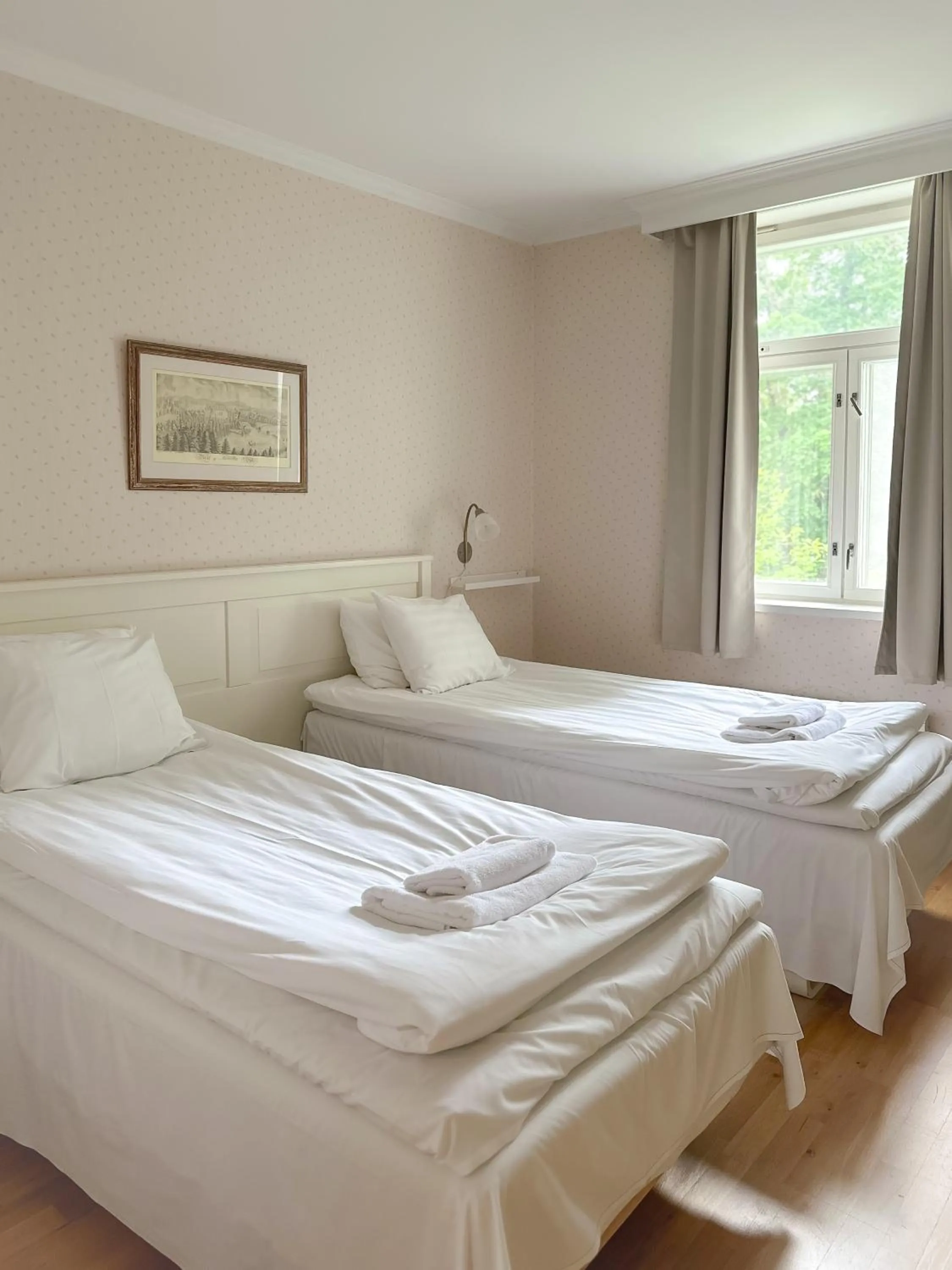 Bed in Mustion Linna / Svartå Manor