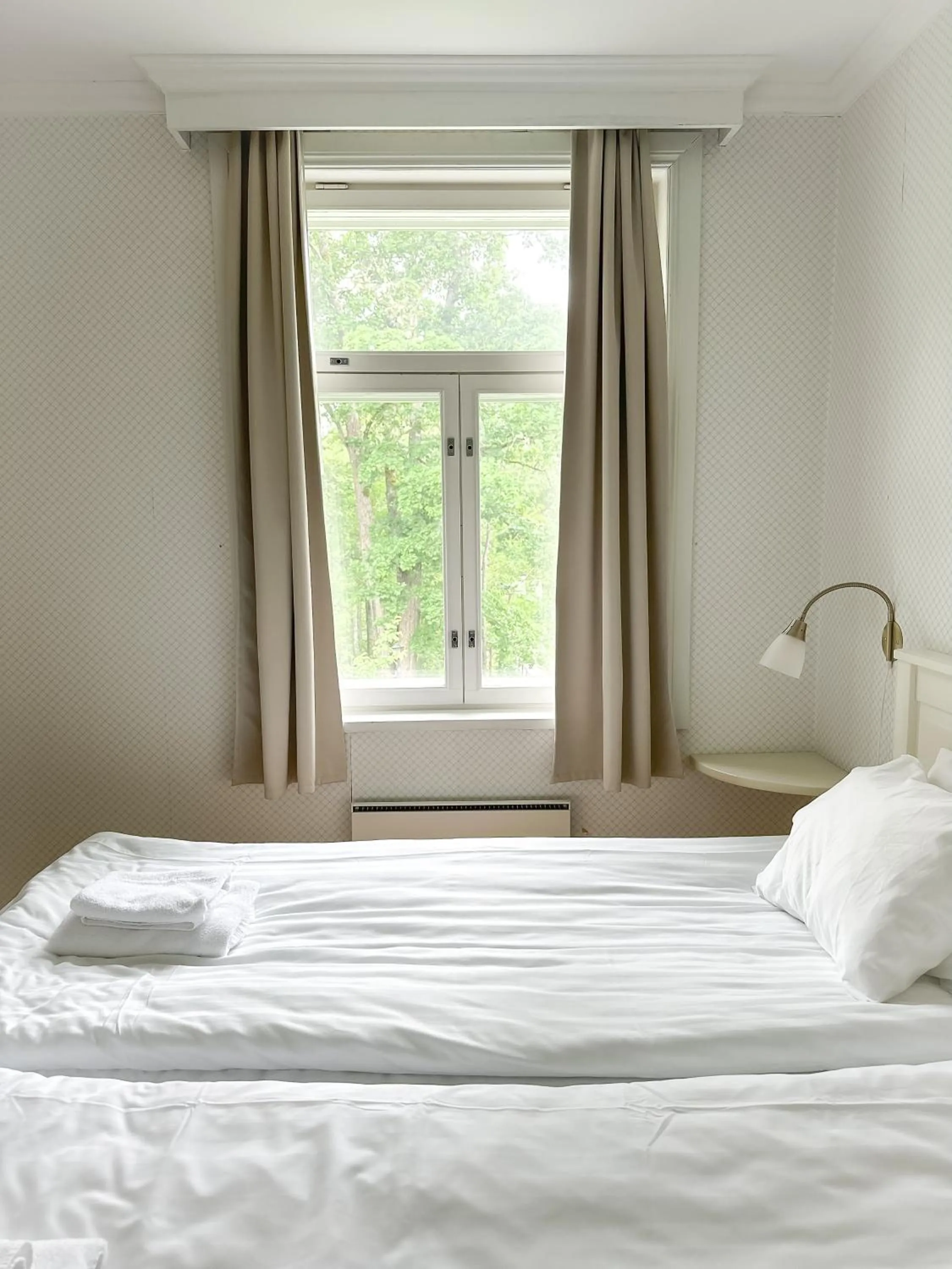 Bed in Mustion Linna / Svartå Manor