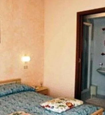 Bed in Hotel Elena