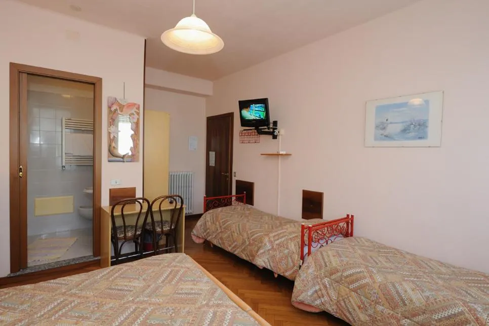 Bed in Hotel Elena