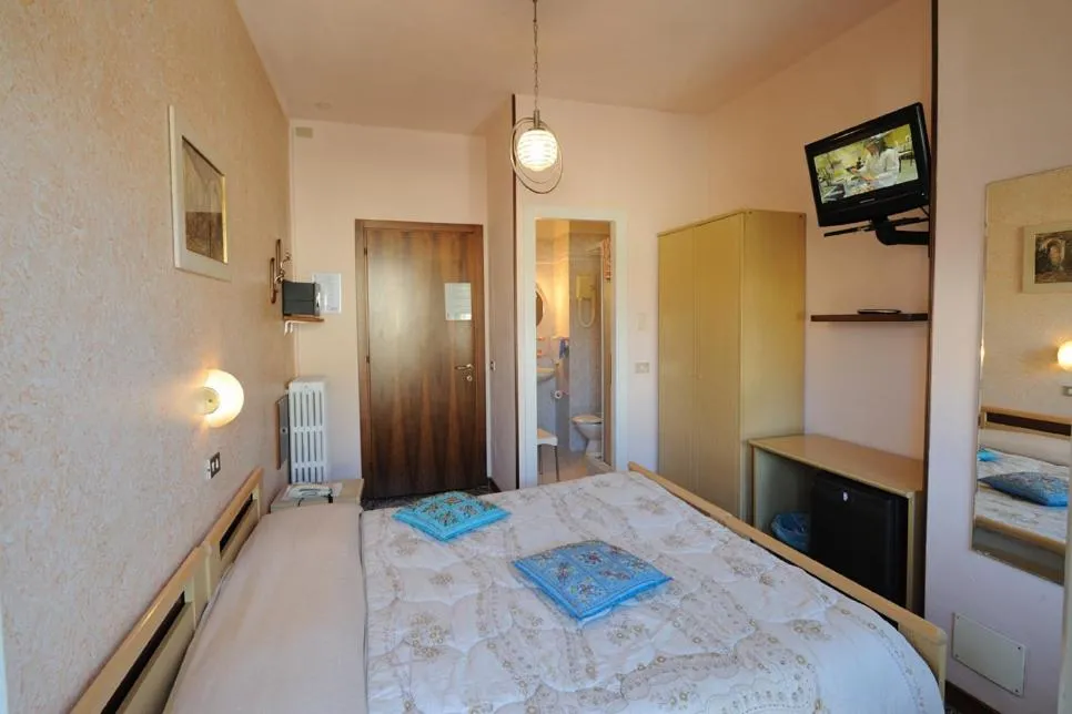 Bed in Hotel Elena