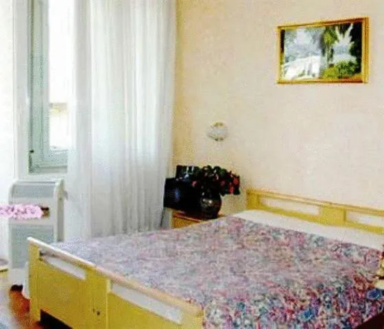 Bed in Hotel Elena