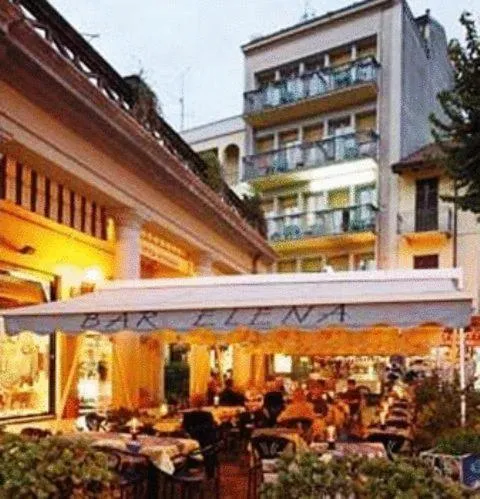 Area and facilities in Hotel Elena