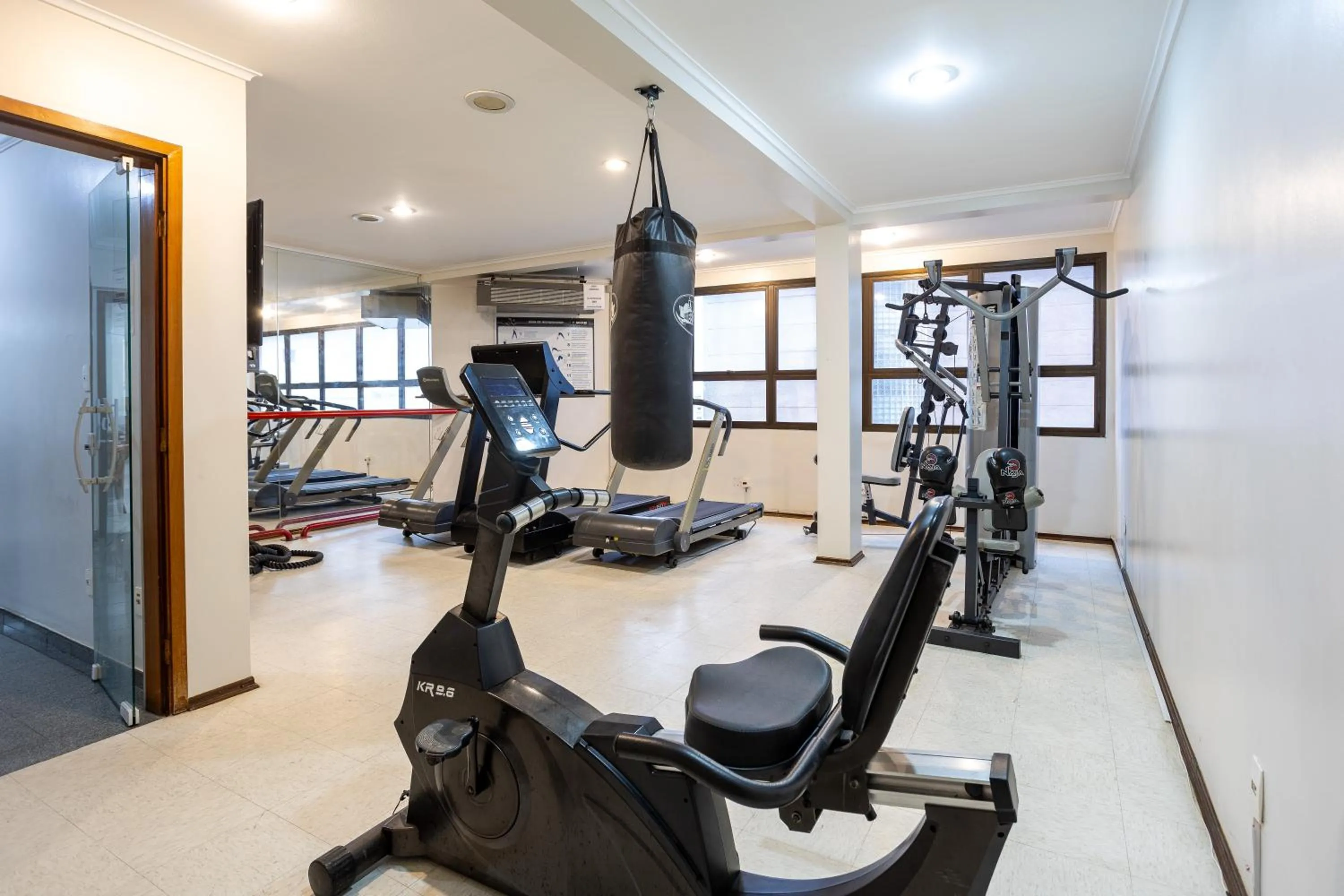 Fitness centre/facilities in Park Tower Campinas Residence by Nacional Inn