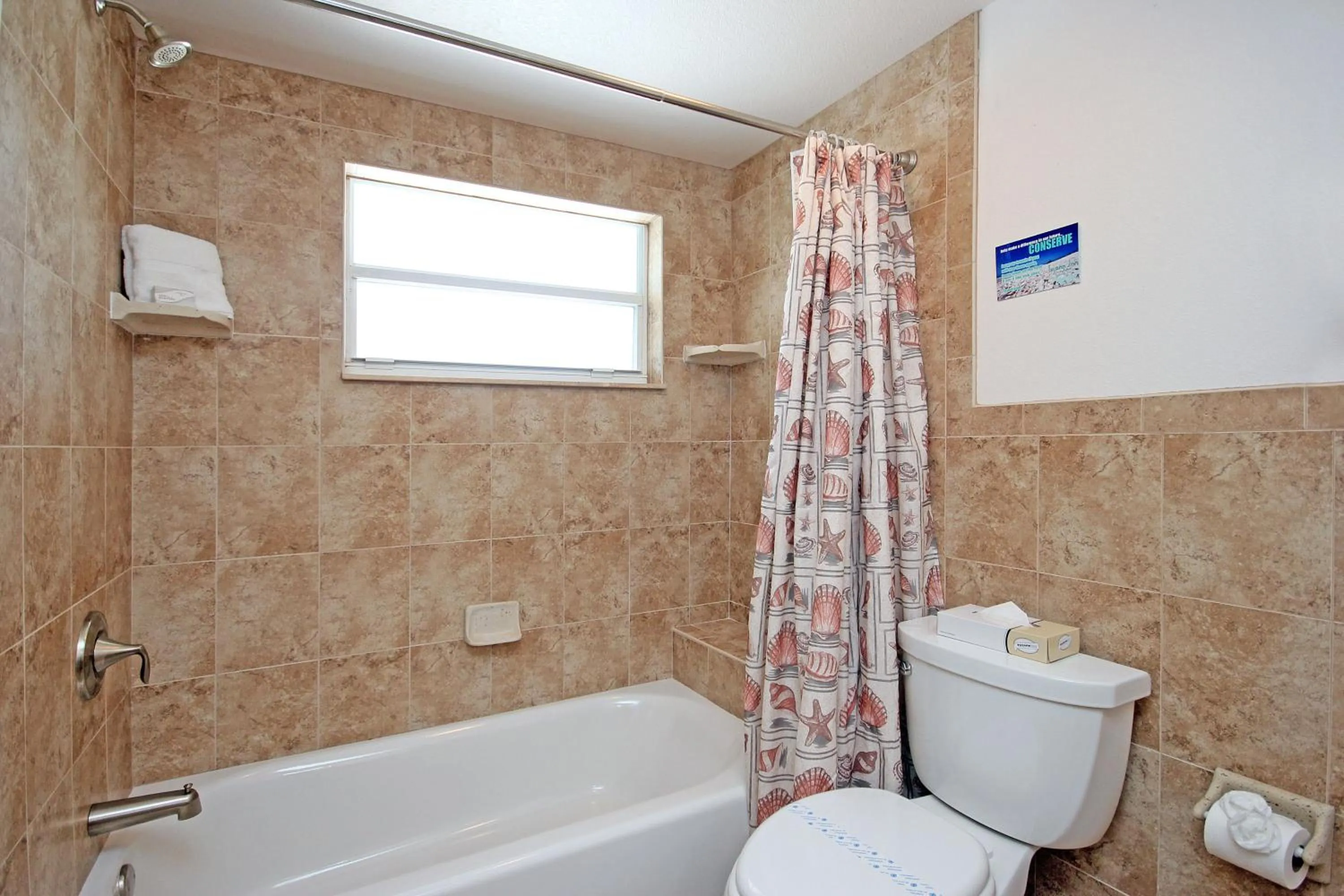 Bathroom in Island Inn