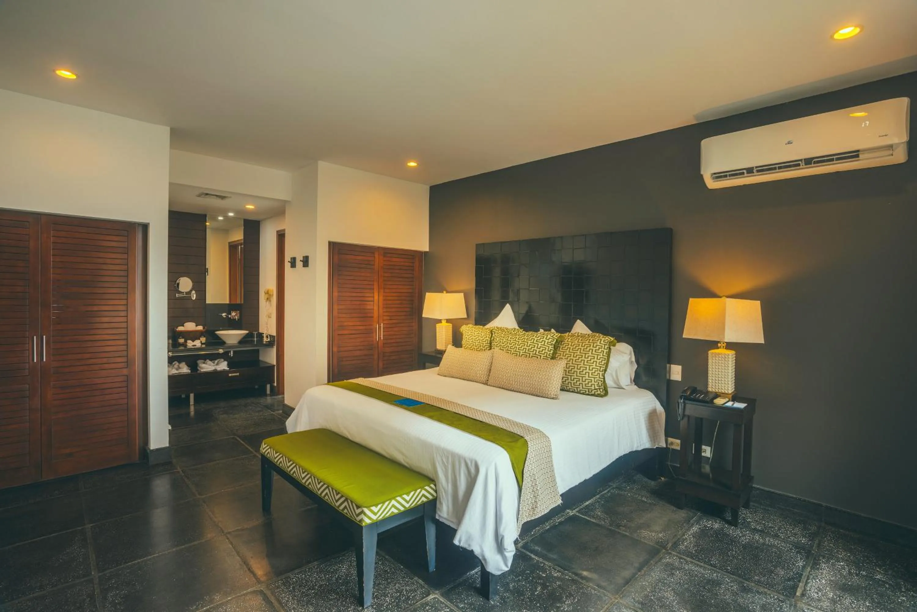 Bed in Los Altos Resort