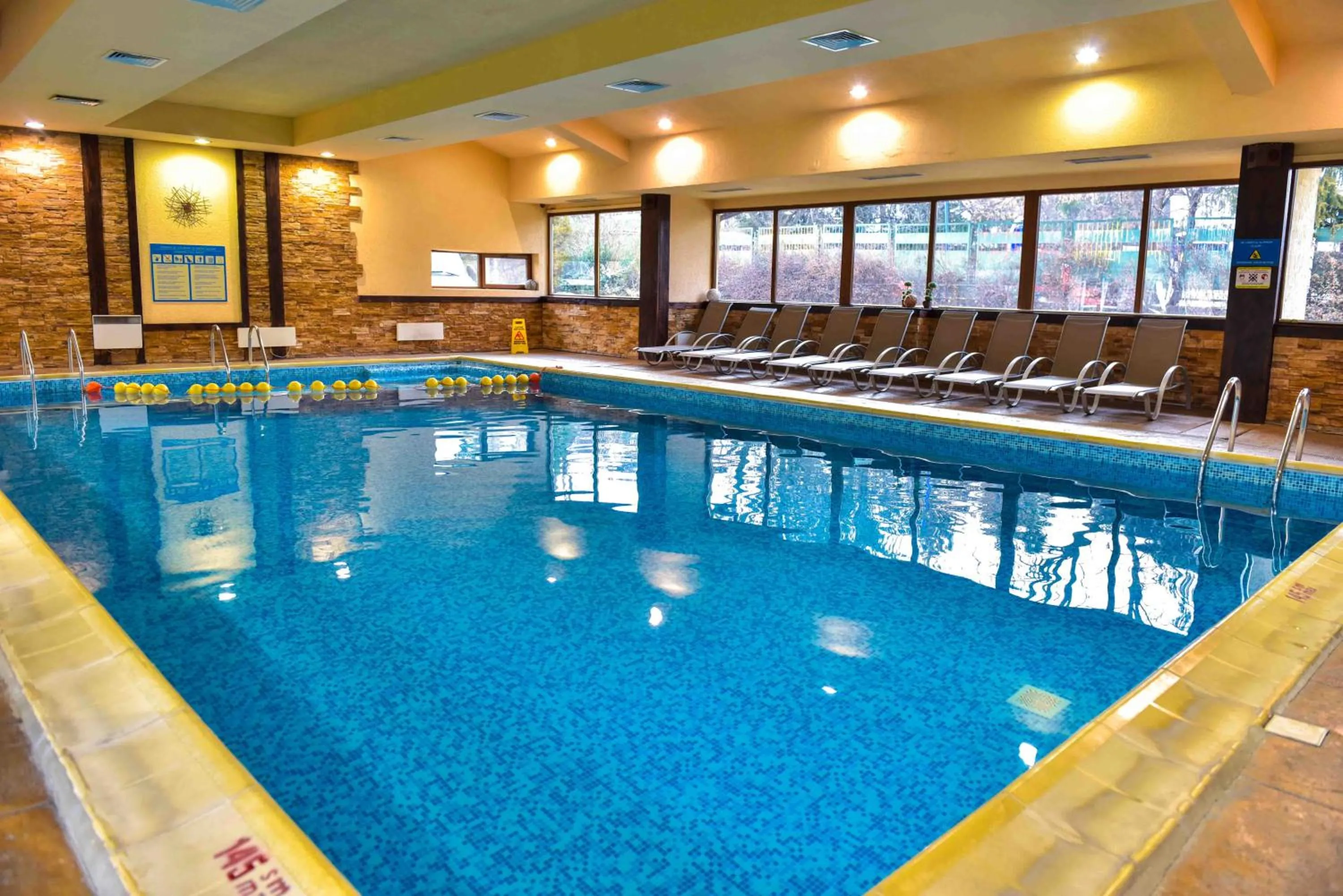 Swimming pool in Hotel Bojur & Bojurland Apartment Complex