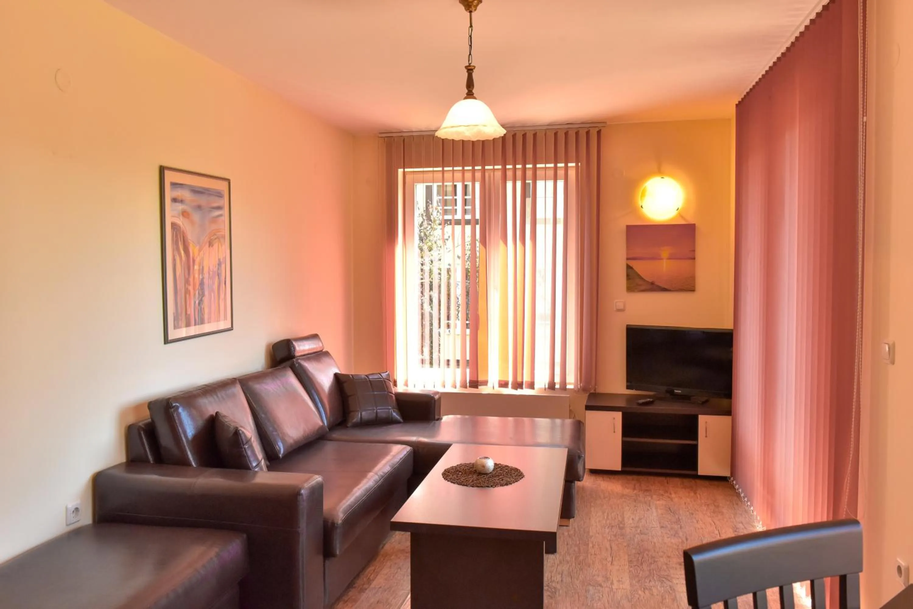 Living room in Hotel Bojur & Bojurland Apartment Complex