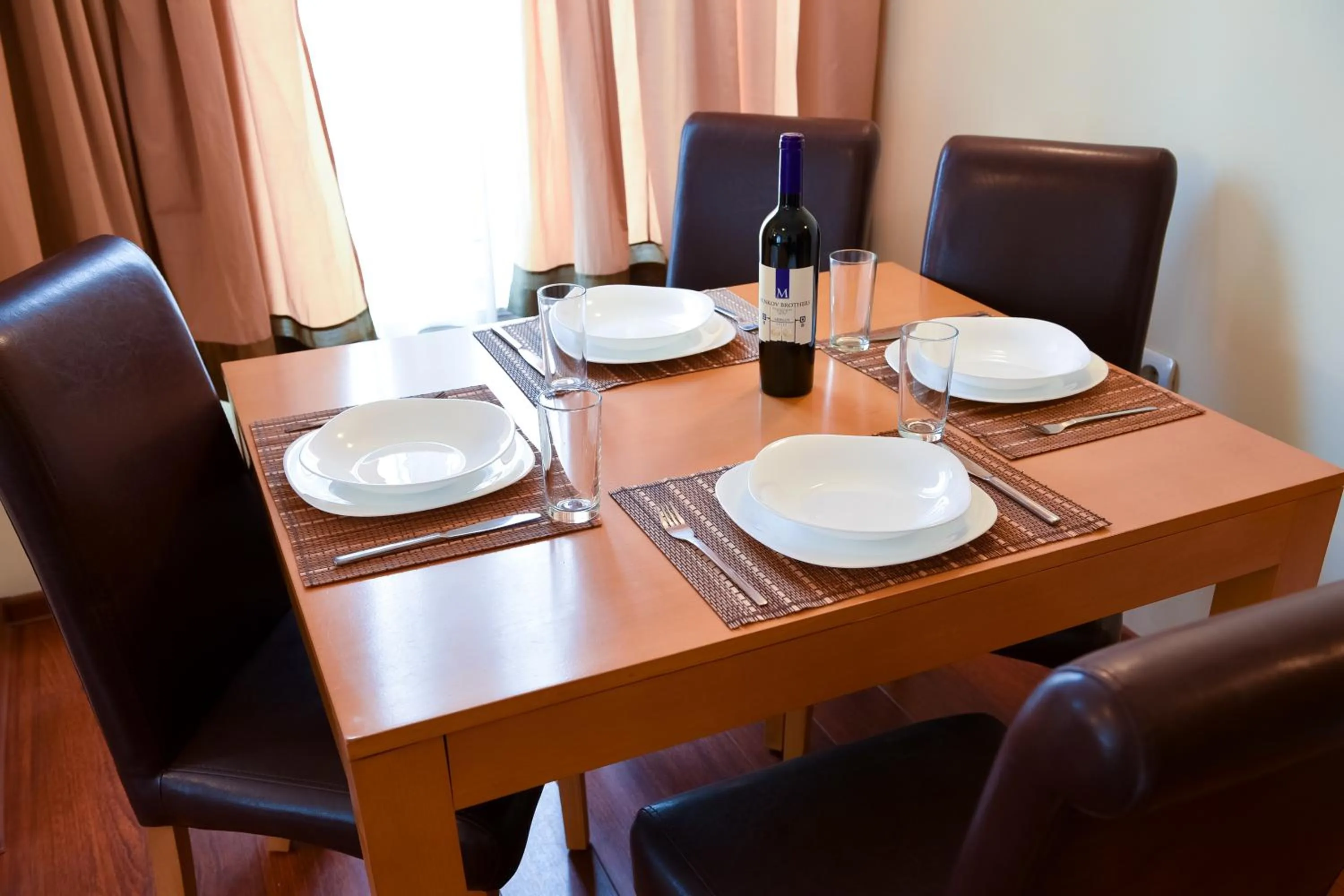 Day in Hotel Bojur & Bojurland Apartment Complex