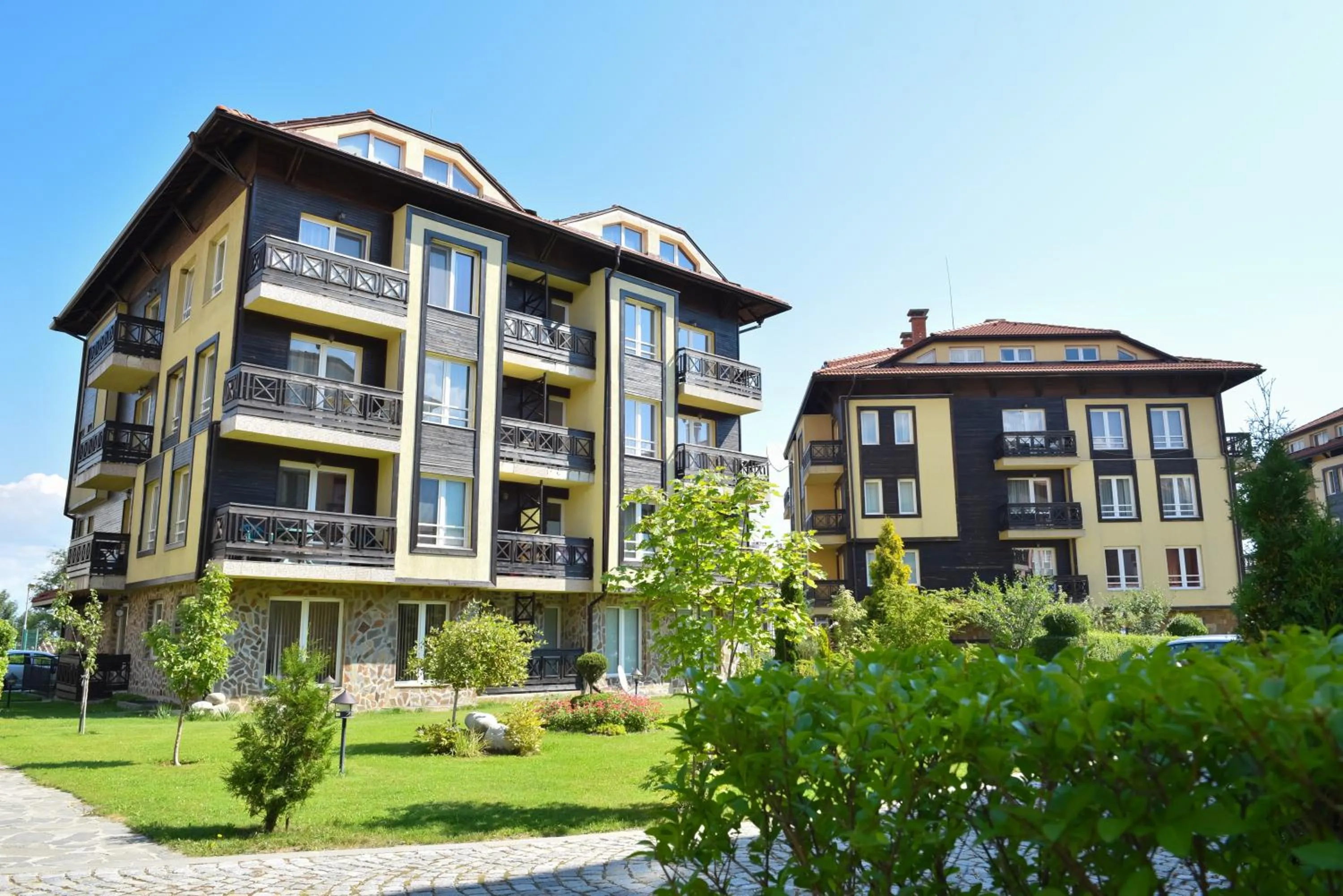 Property building in Hotel Bojur & Bojurland Apartment Complex