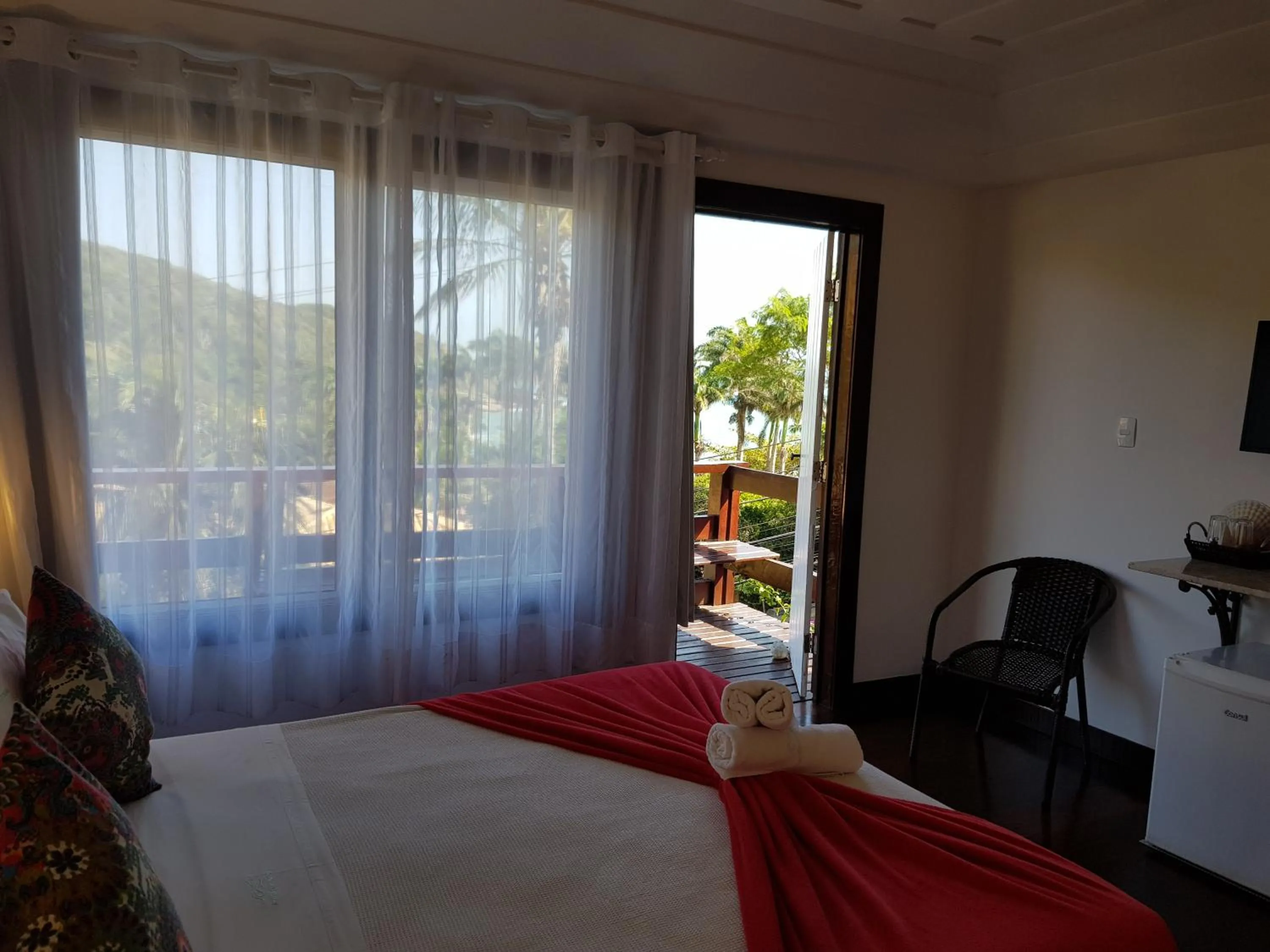 Bed in Coronado Inn Hotel