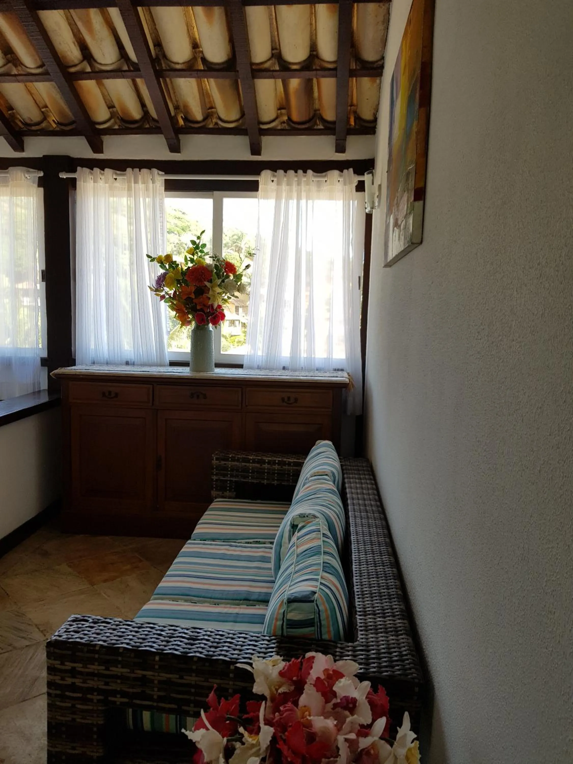 Bed in Coronado Inn Hotel