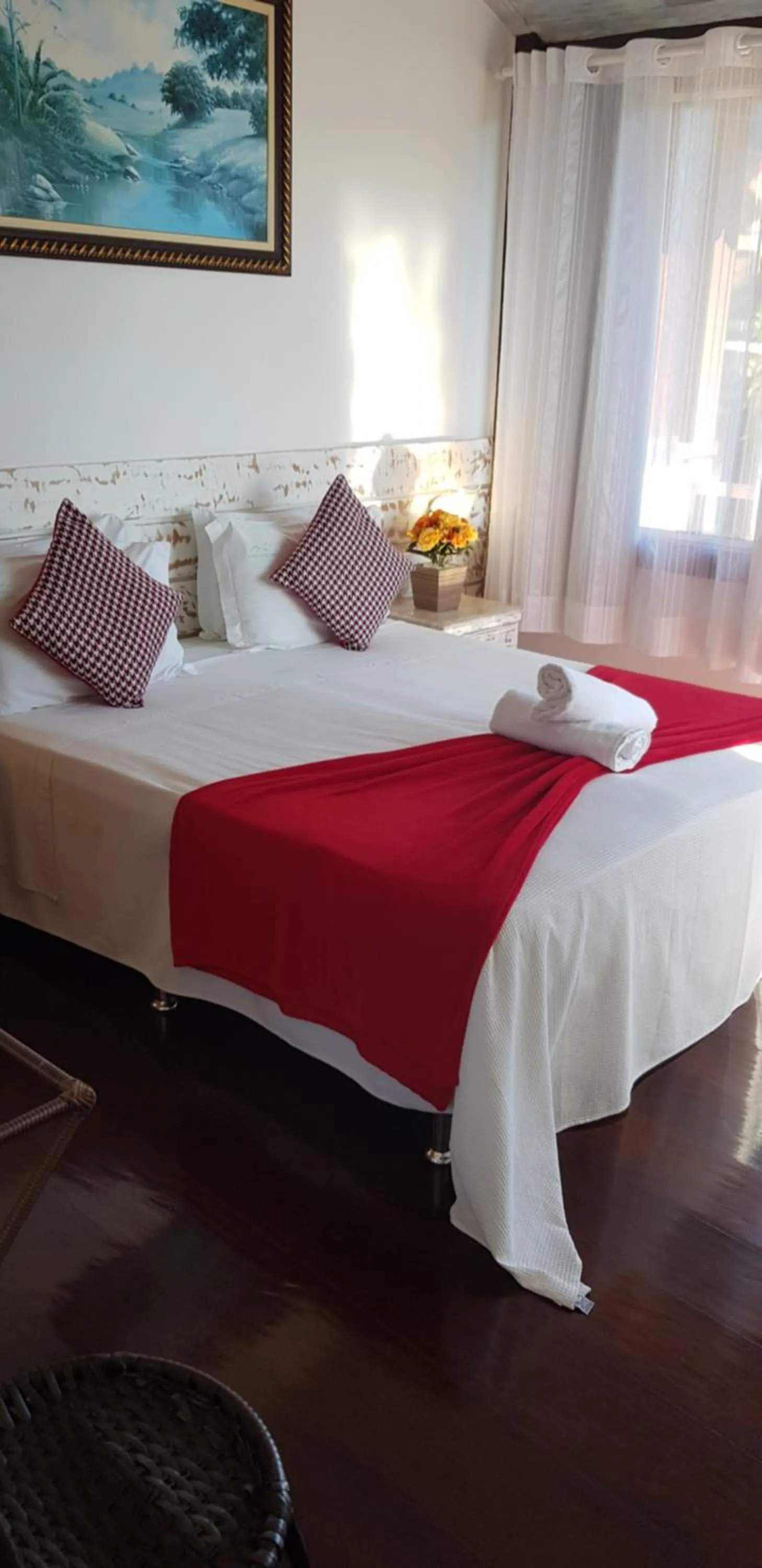 Bed in Coronado Inn Hotel