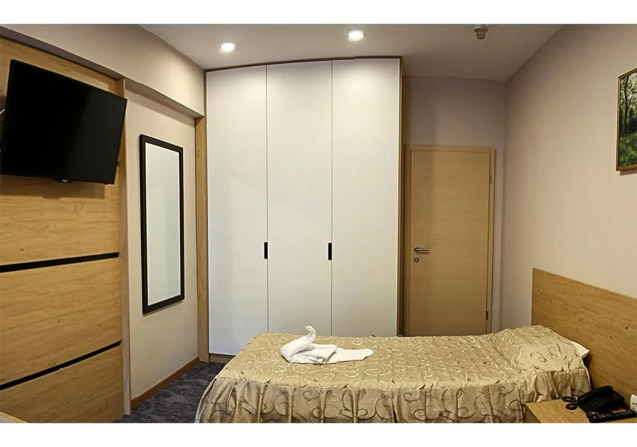 Bed in Hotel Ambasador