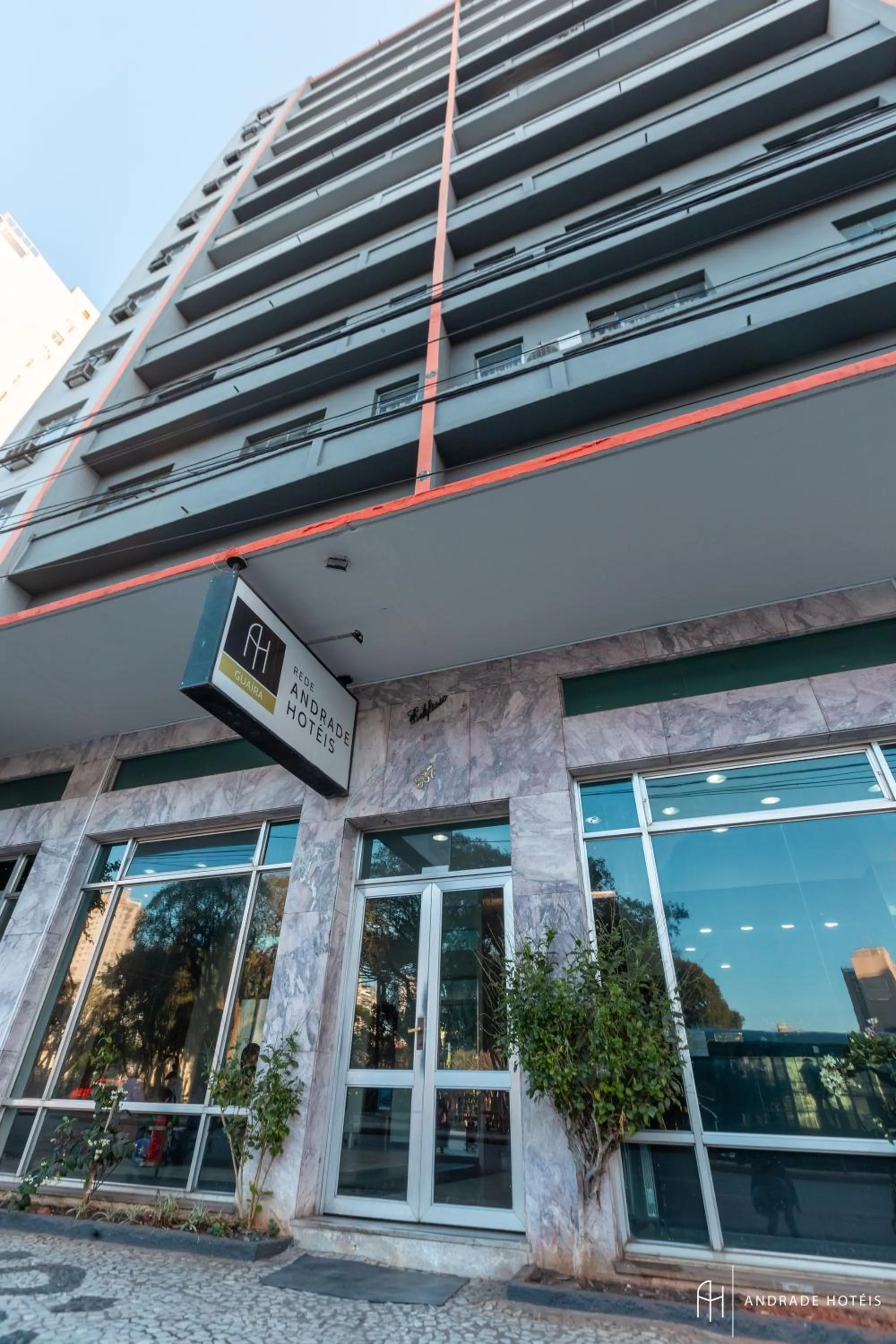 Property building in Rede Andrade Guaíra