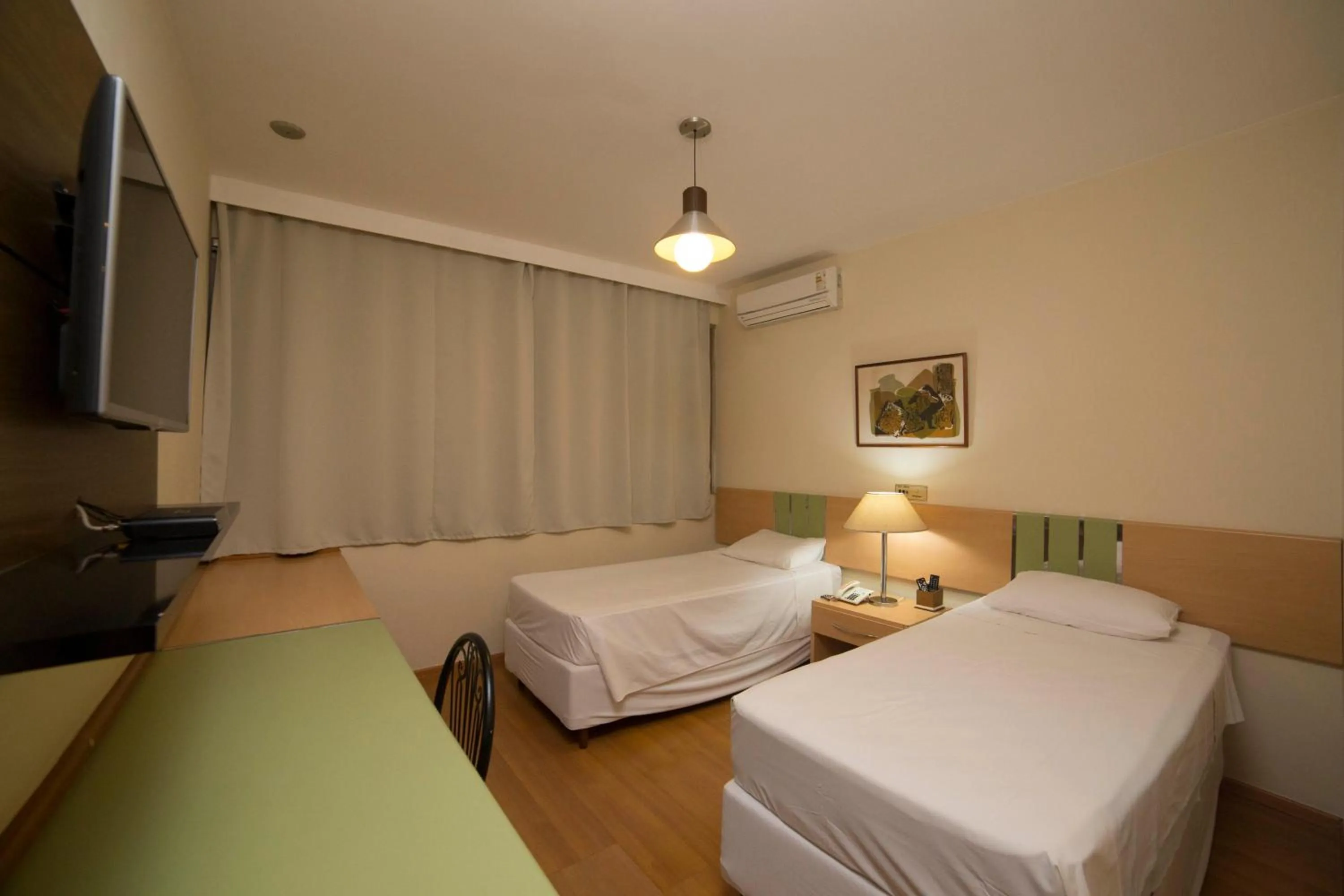 Bed in Sumatra Hotel e Centro de Convenções