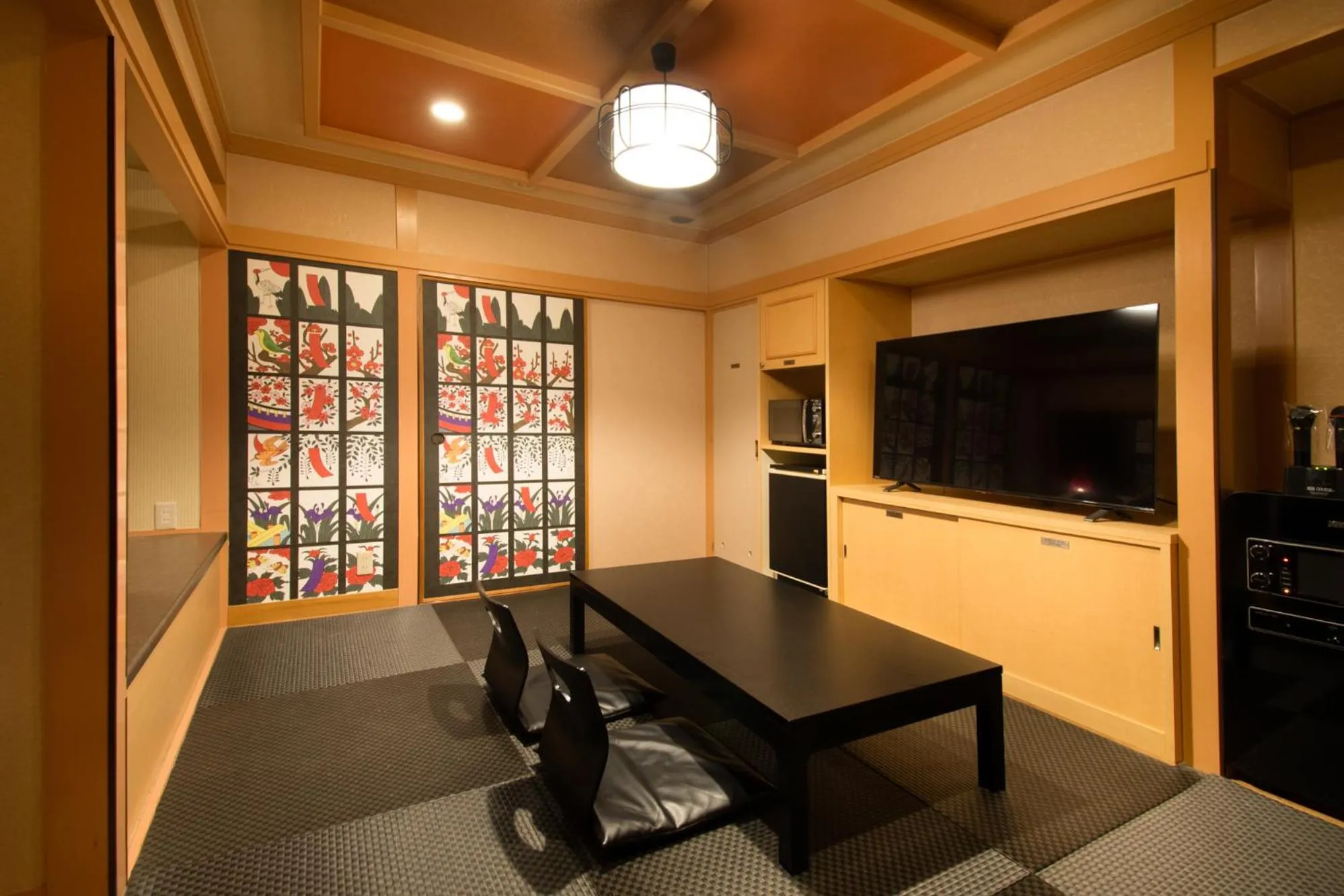 Living room in Hotel Benkyo Beya Amagasaki