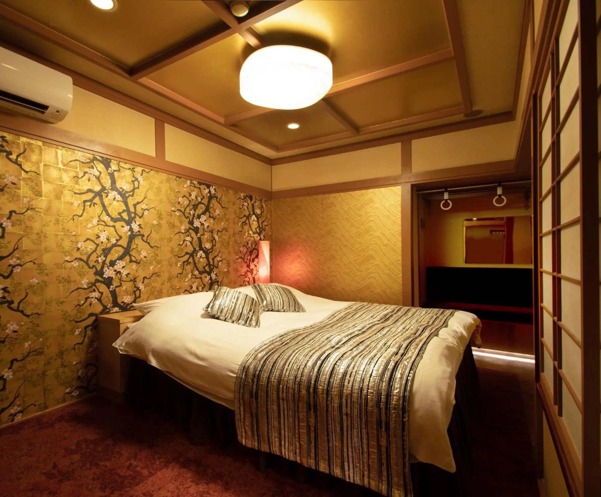 Bedroom, Bed in Hotel Benkyo Beya Amagasaki