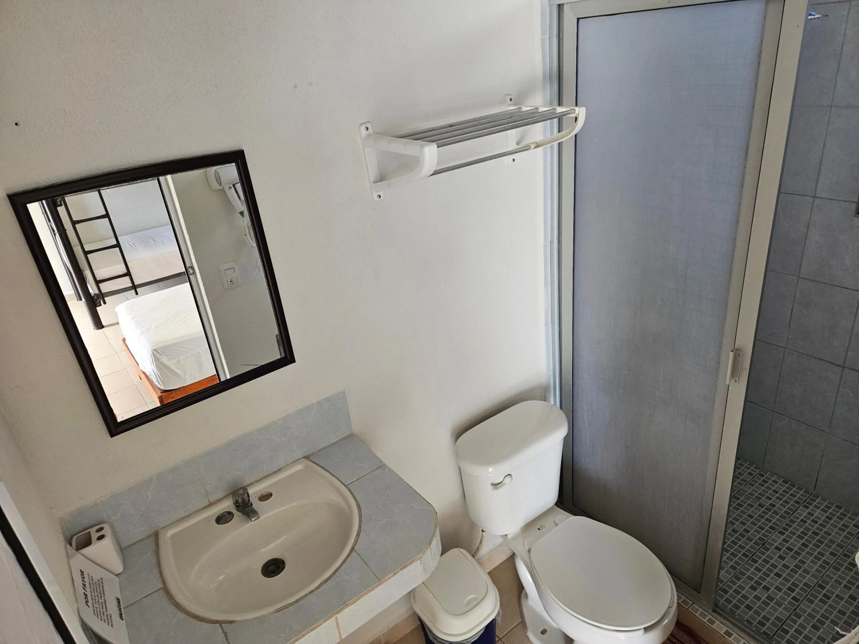 Bathroom in El Padrino