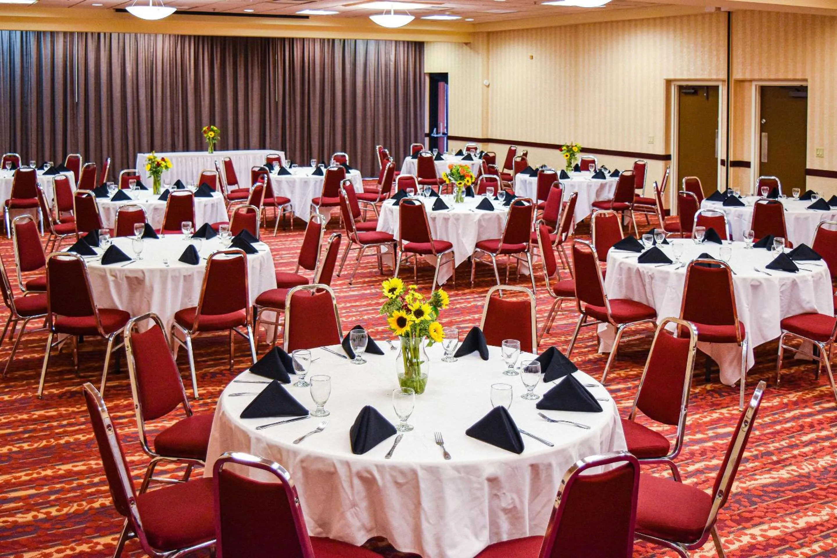 Meeting/conference room in Comfort Inn & Suites Downtown Tacoma